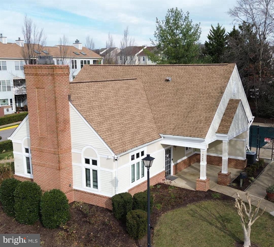 GUNSTON CORNER - Residential Lease