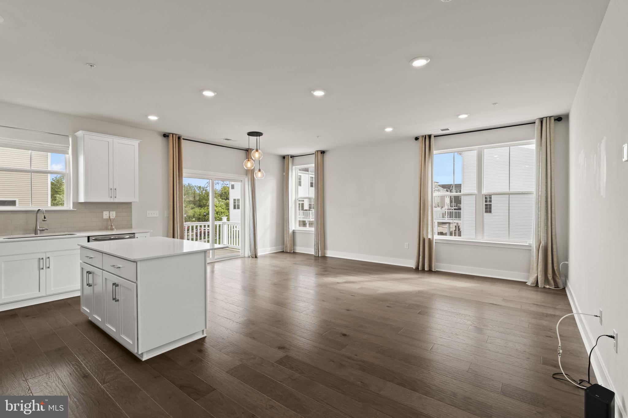 903 ANVIL COURT
