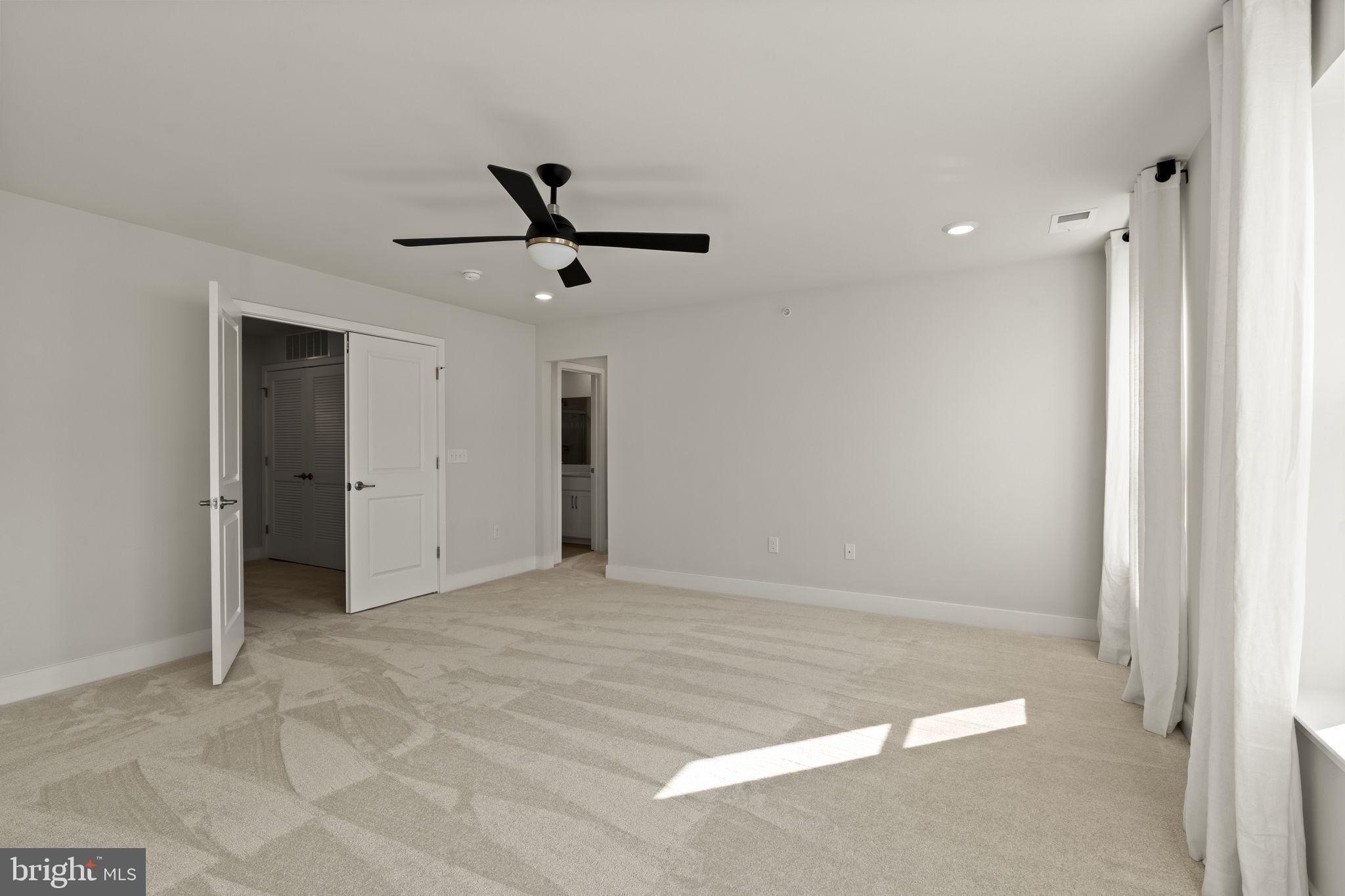 STEELPOINTE - Residential