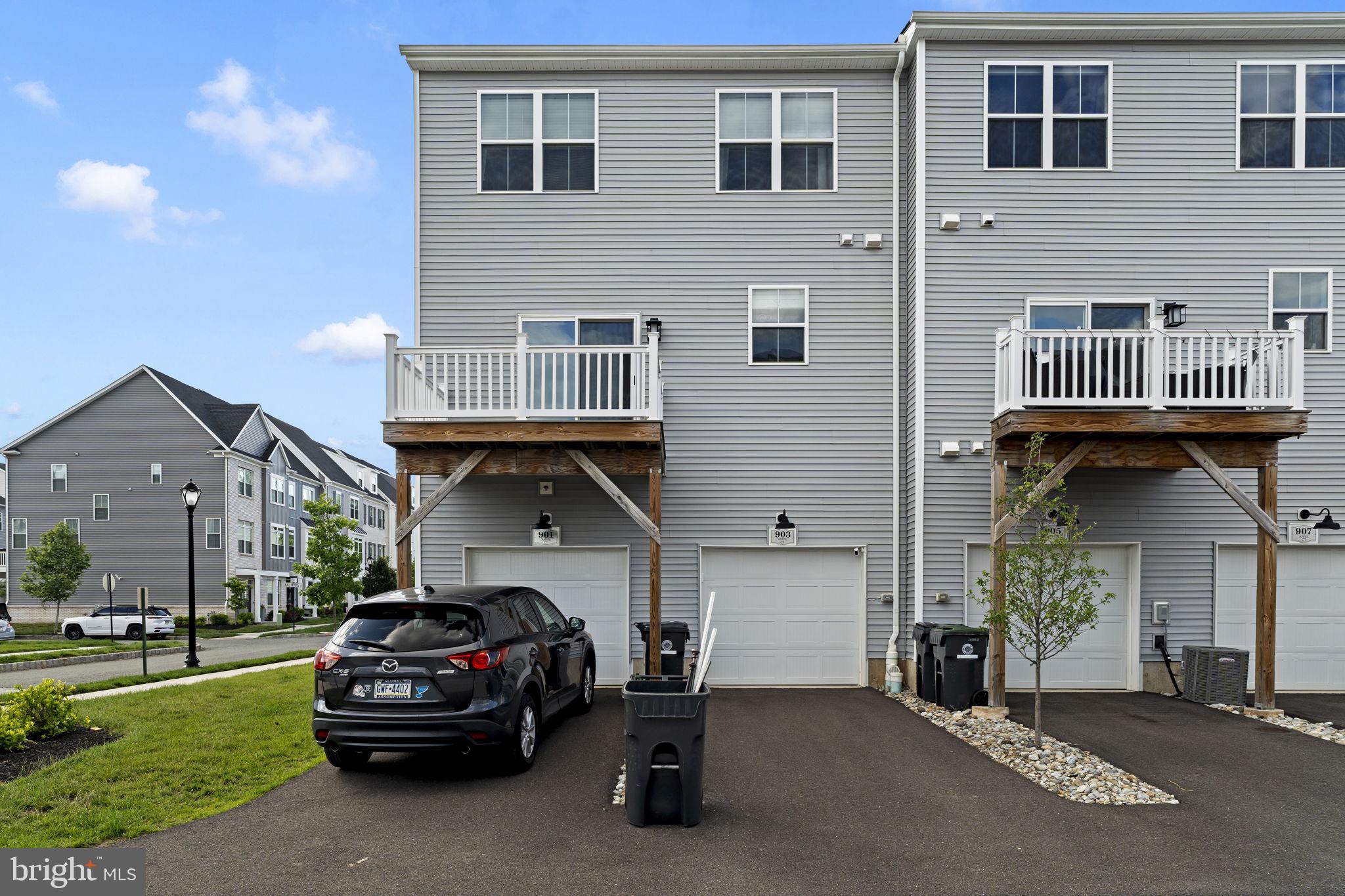 STEELPOINTE - Residential