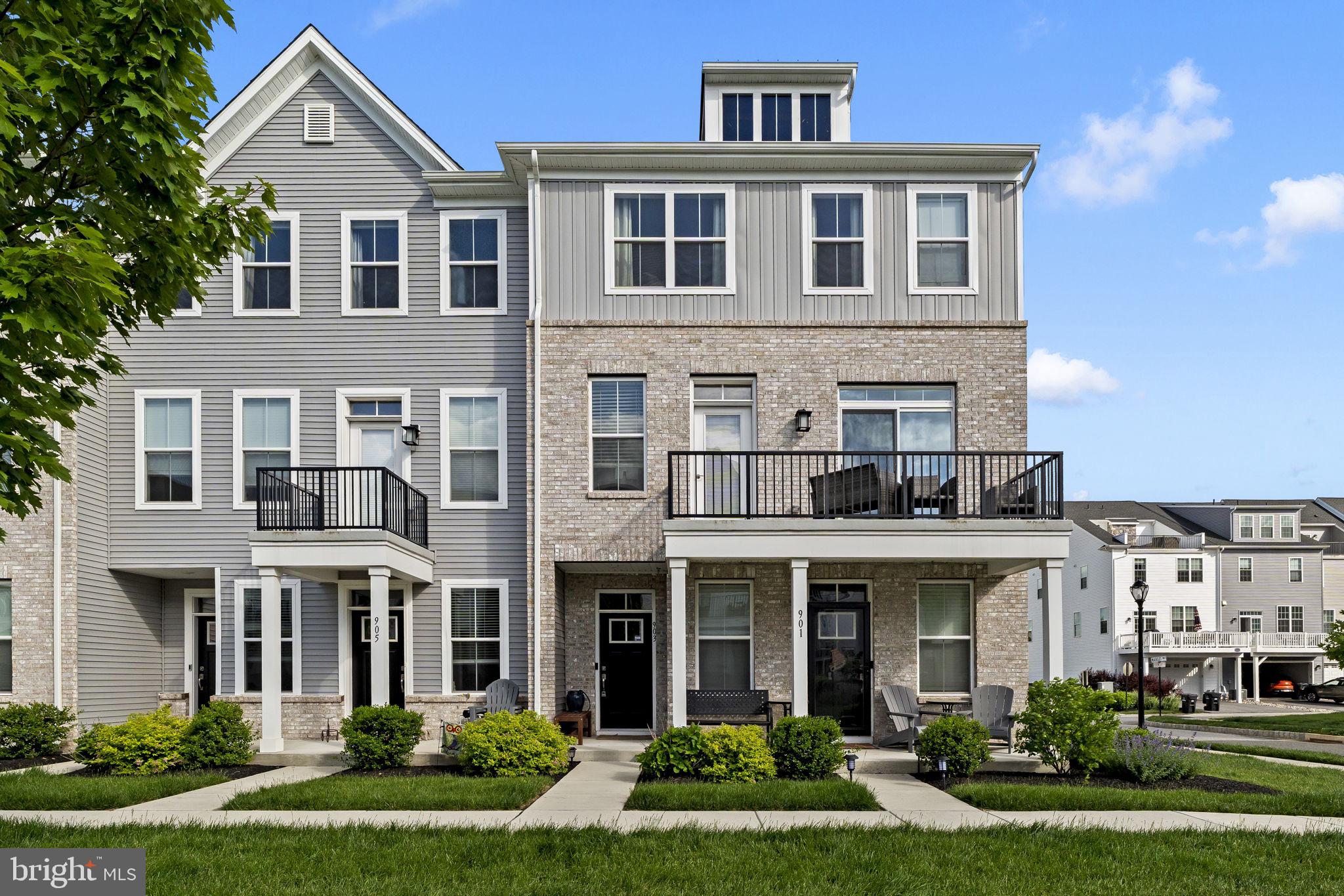 STEELPOINTE - Residential