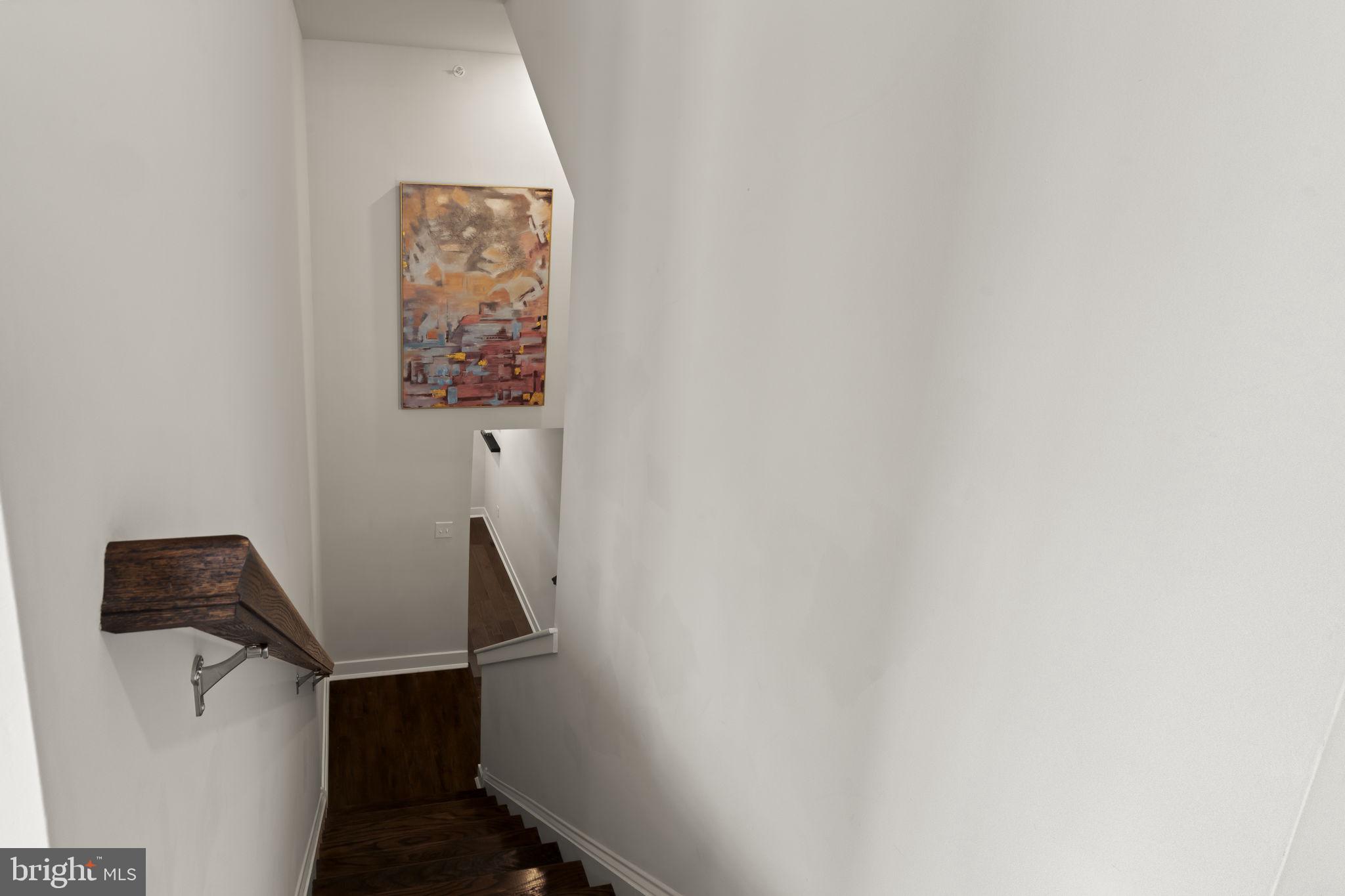 STEELPOINTE - Residential