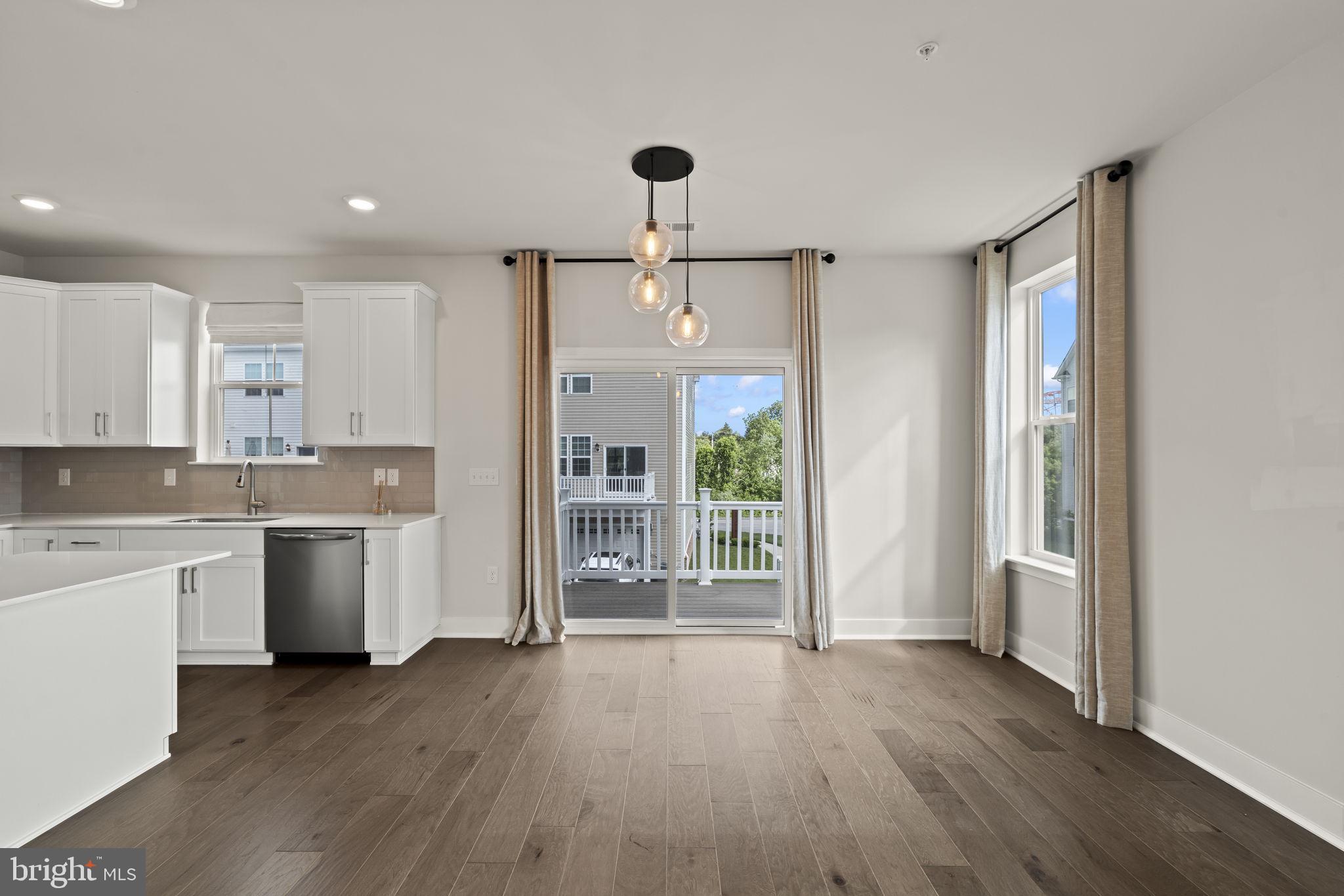 STEELPOINTE - Residential