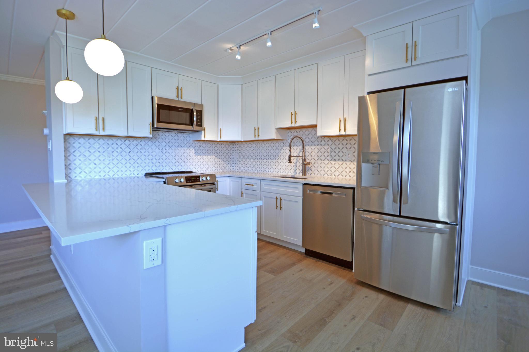 100 WINDERMERE AVENUE 306