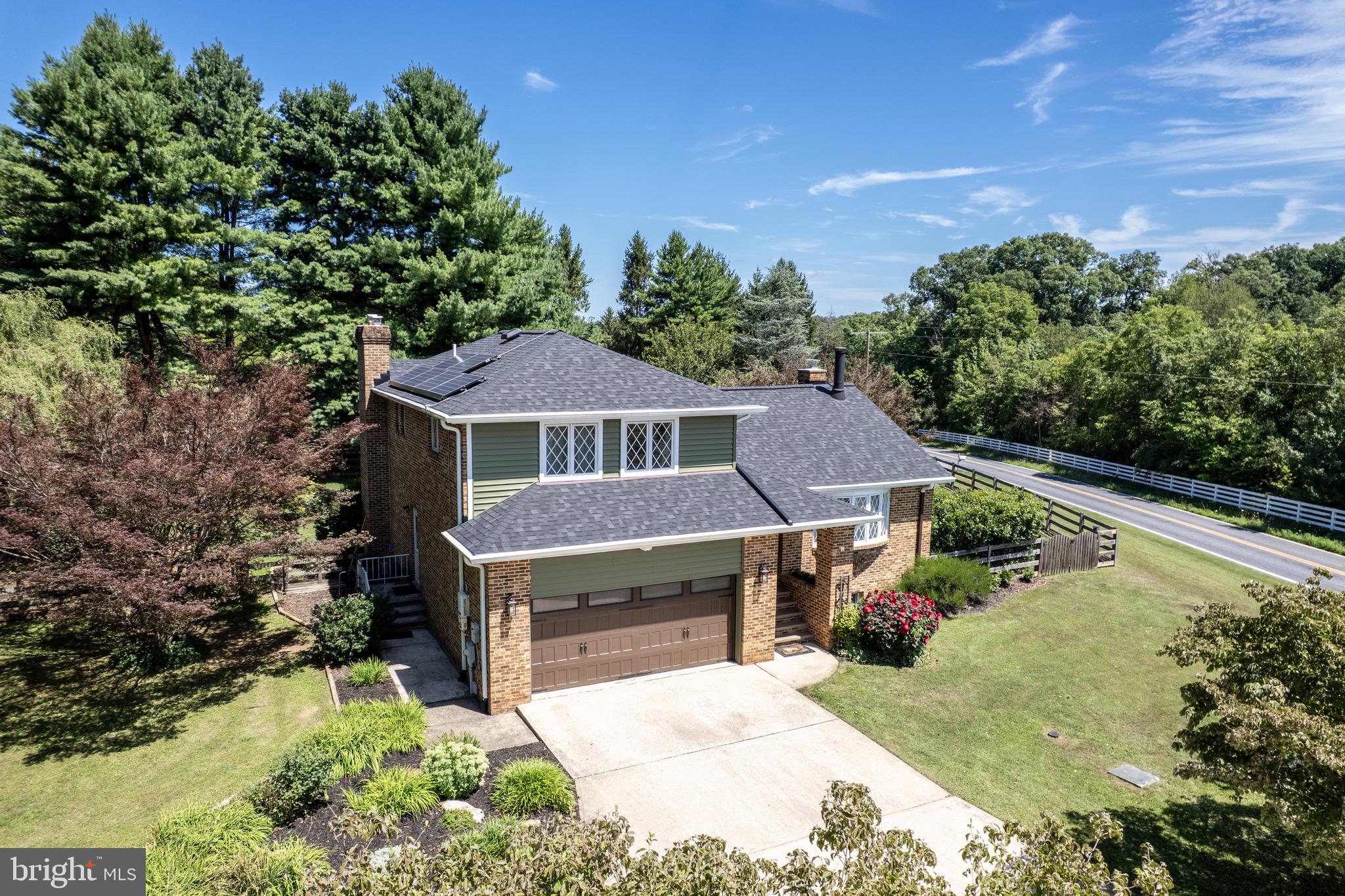 2624 NEUDECKER ROAD