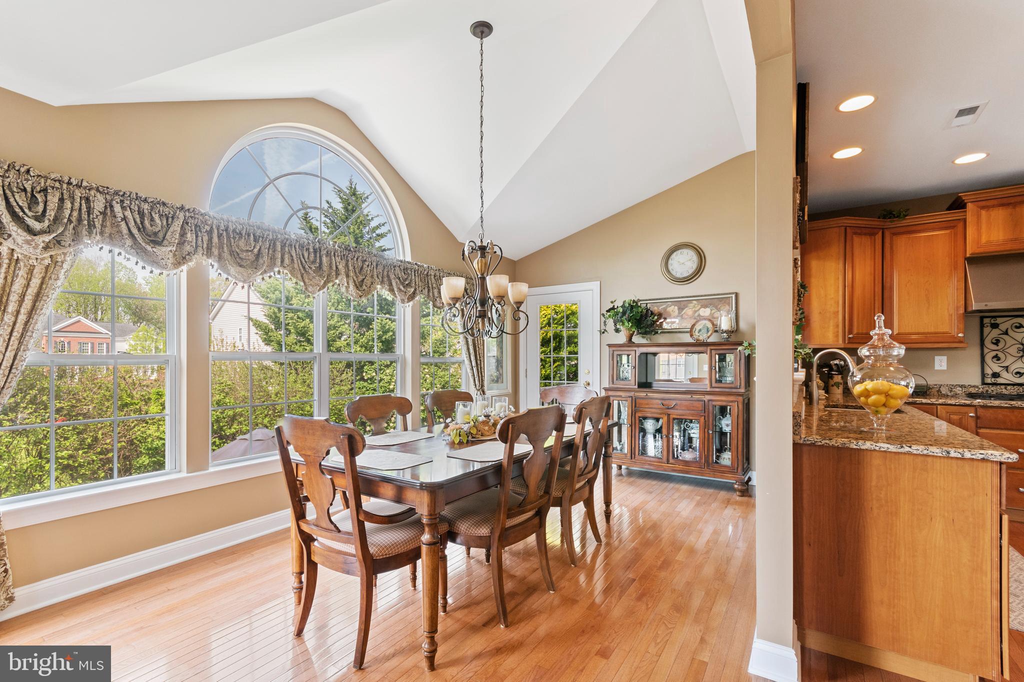 WELLINGTON ESTATES - Residential