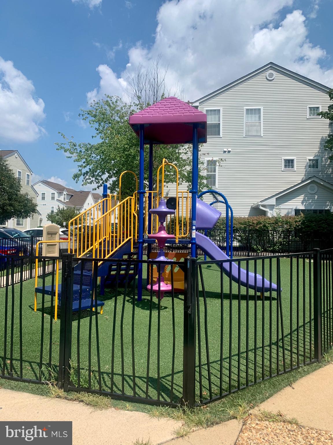 CARDINAL PLACE - Residential Lease