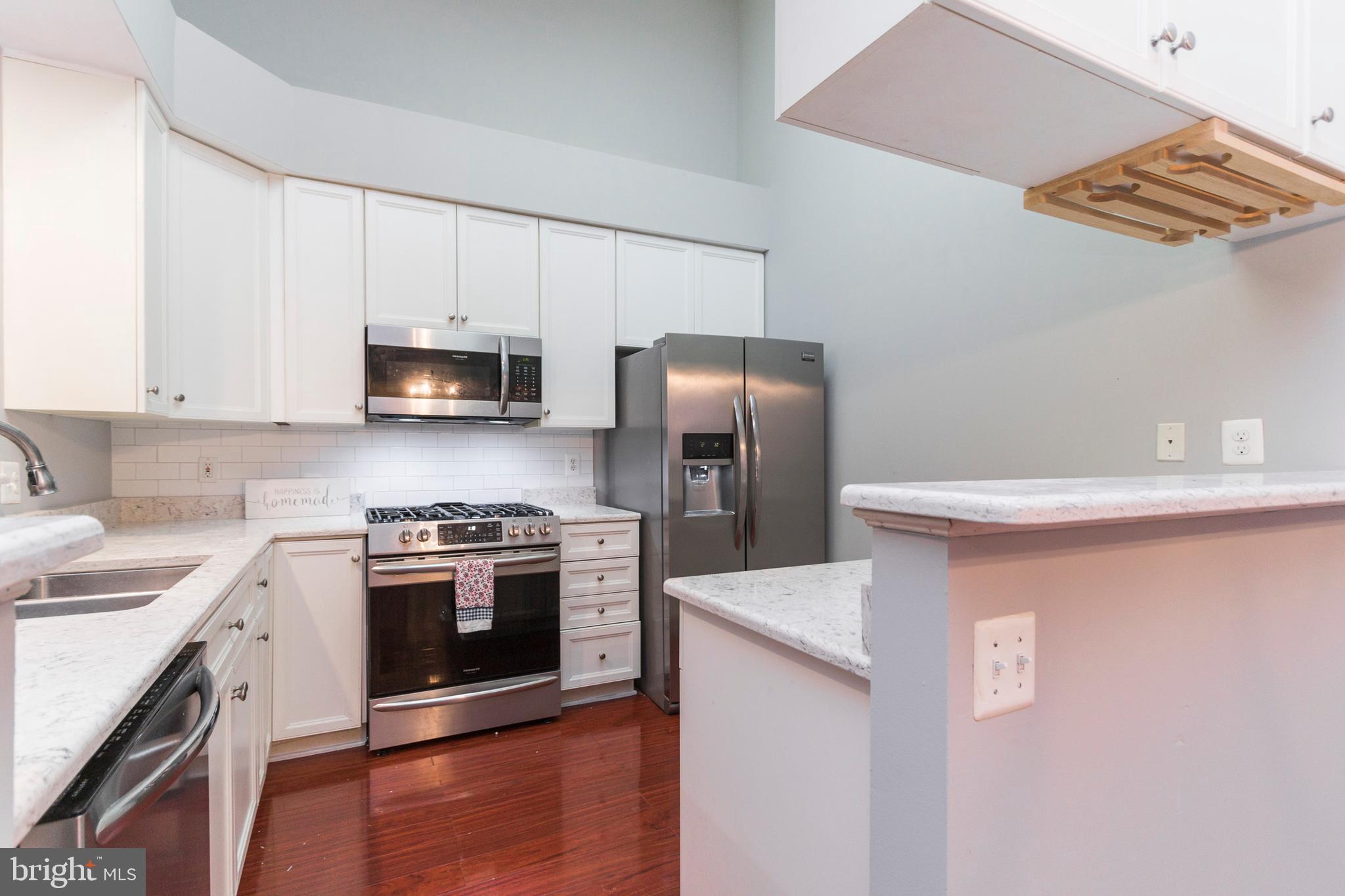 CARDINAL PLACE - Residential Lease