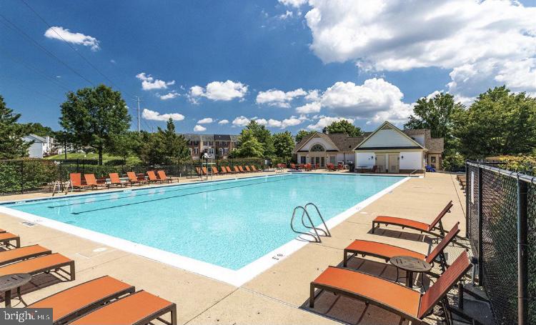 CARDINAL PLACE - Residential Lease