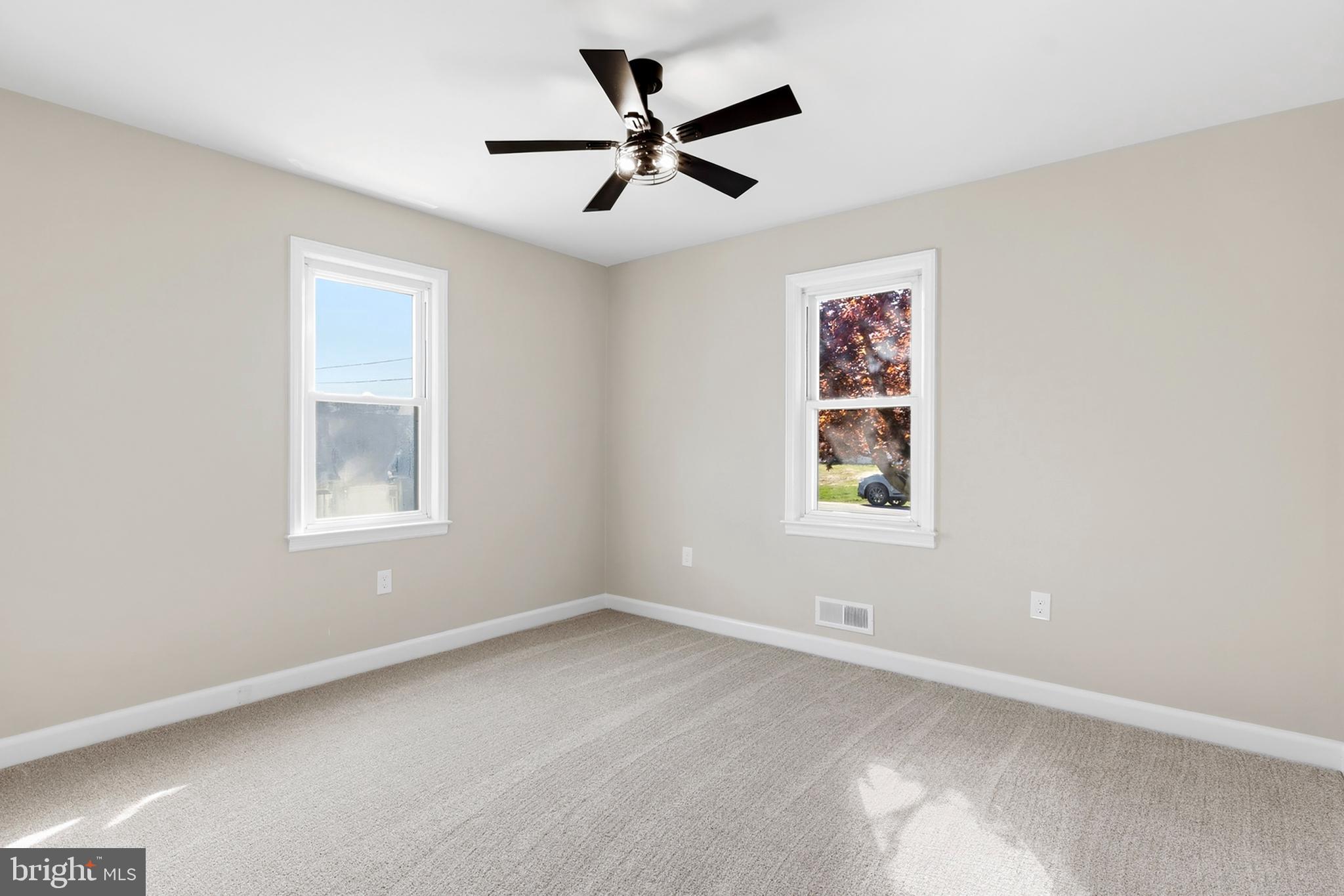 RIVIERA BEACH - Residential