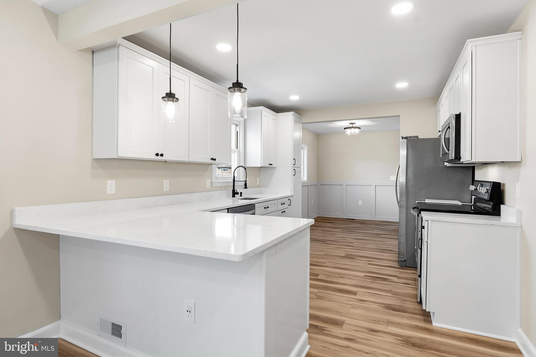 RIVIERA BEACH - Residential