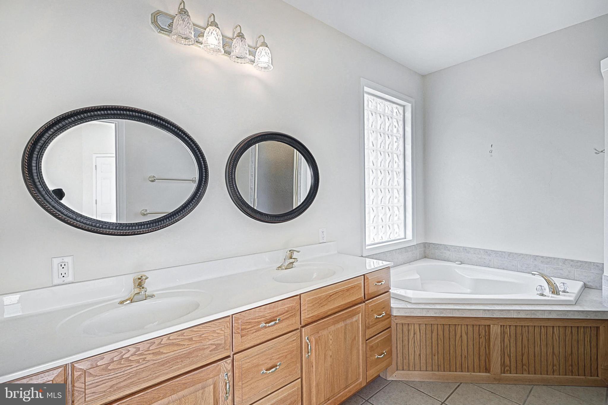 WASHINGTON TWP - Residential