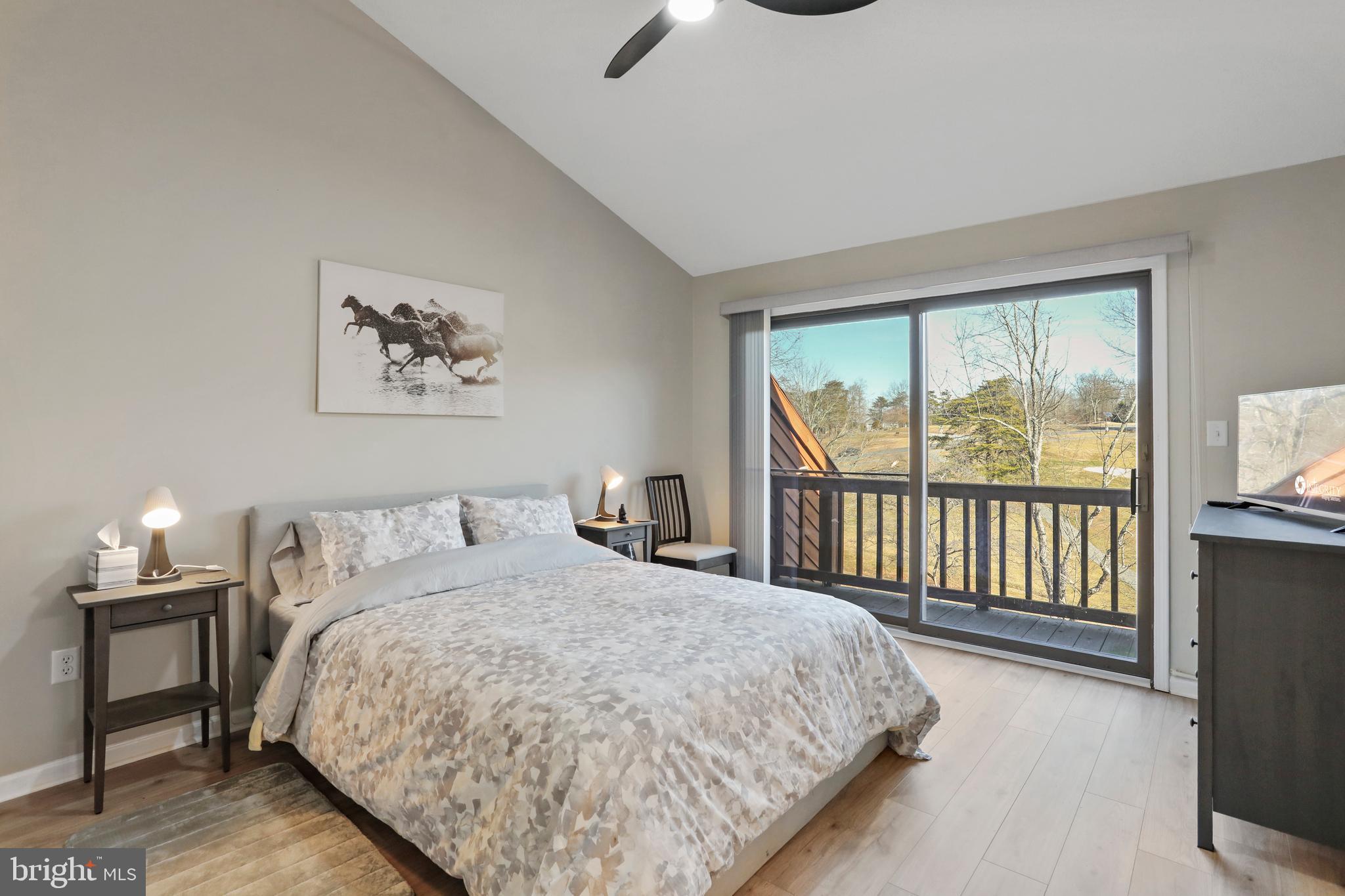 THE WOODS - Residential