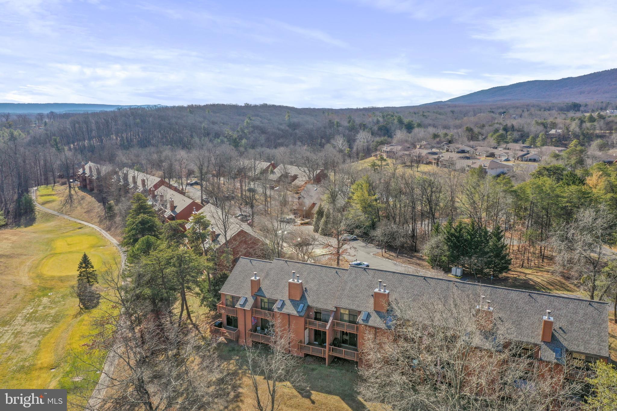 THE WOODS - Residential