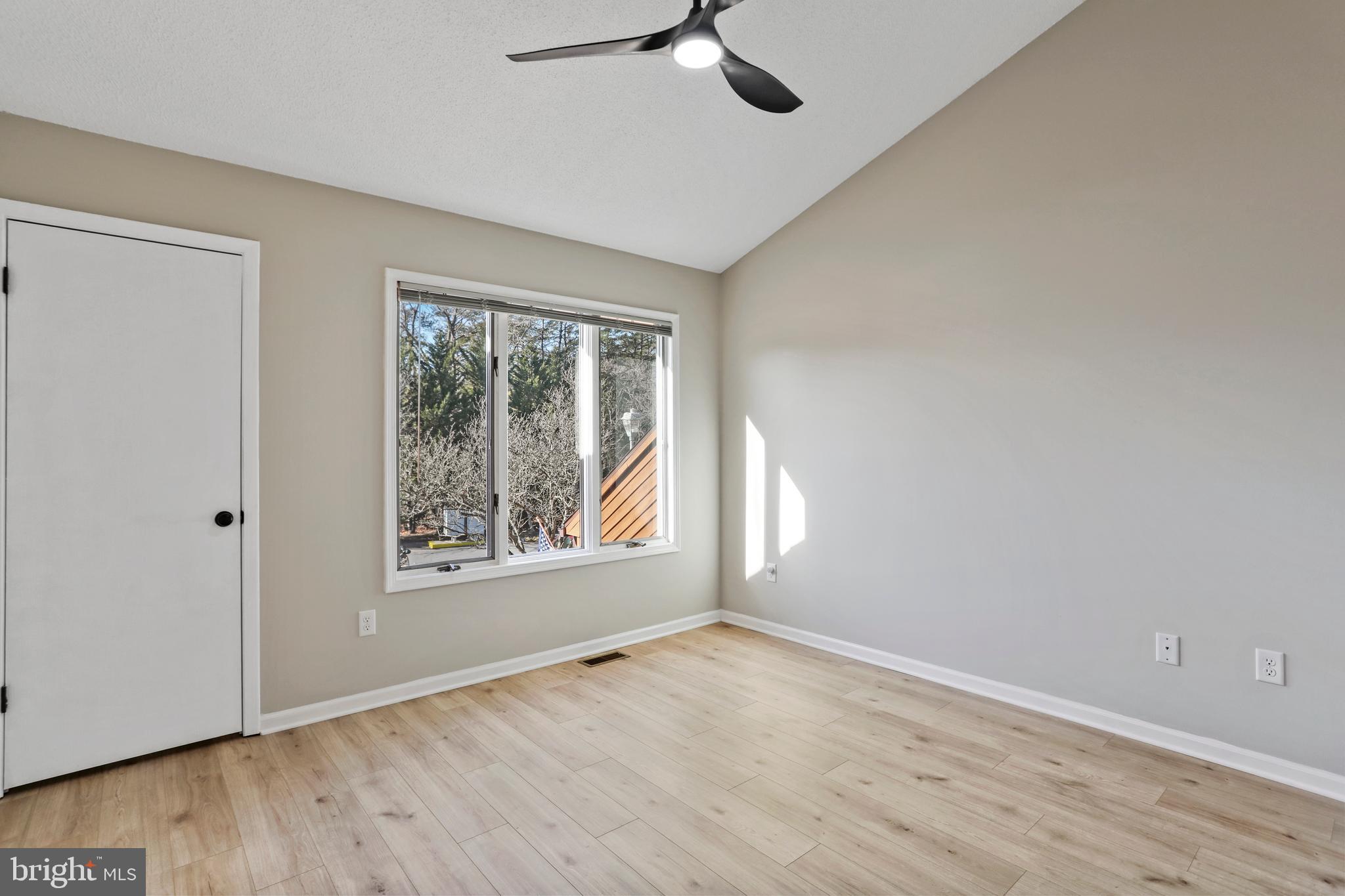 THE WOODS - Residential