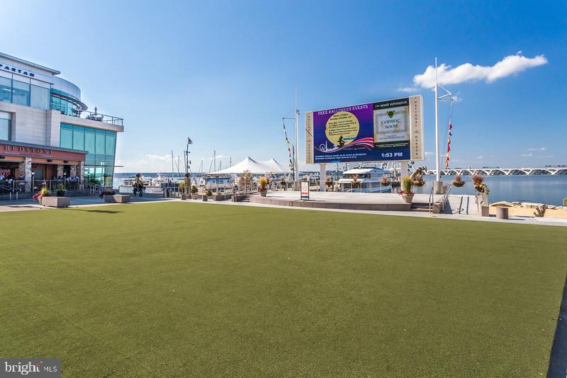 SOUTH FORT FOOTE VILLAGE - Residential