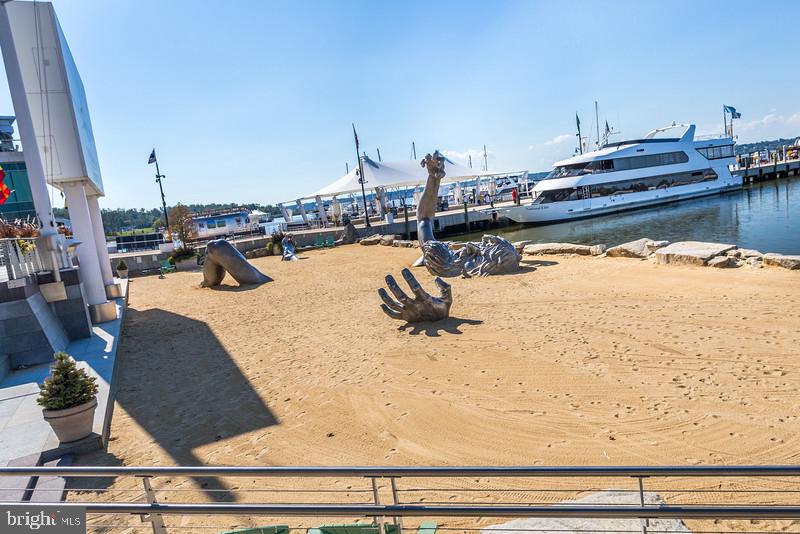 SOUTH FORT FOOTE VILLAGE - Residential