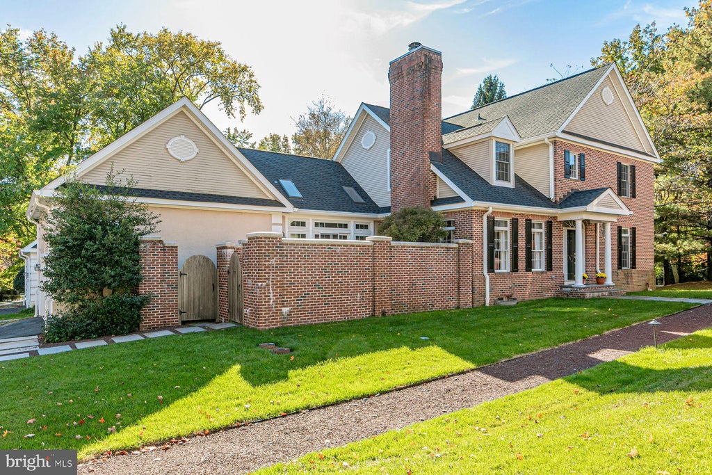 Photo of 37 Governors Lane, PRINCETON, NJ 08540 (MLS # NJME2084788)