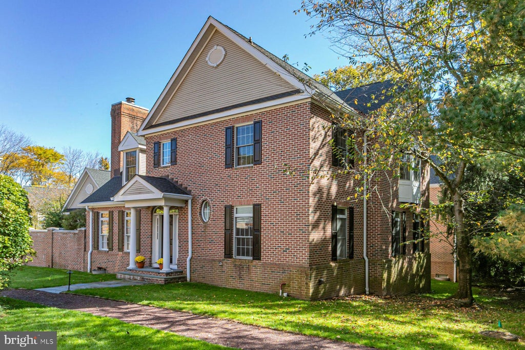 Photo of 37 Governors Lane, PRINCETON, NJ 08540 (MLS # NJME2084788)