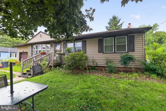 317 GILLETTE AVENUE