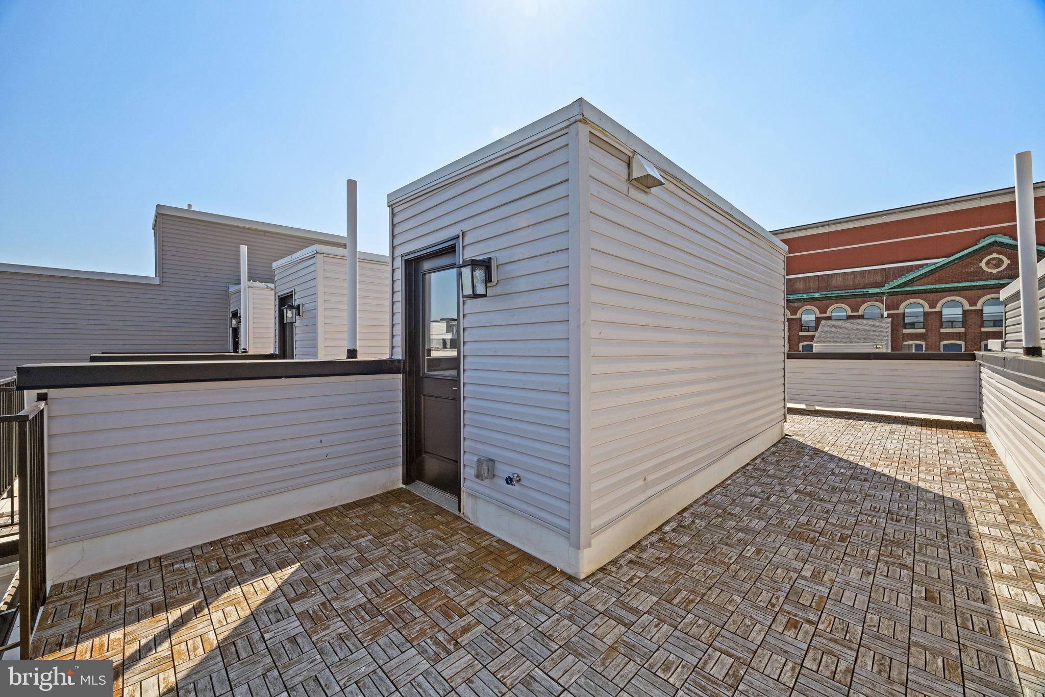 FRANCISVILLE - Residential