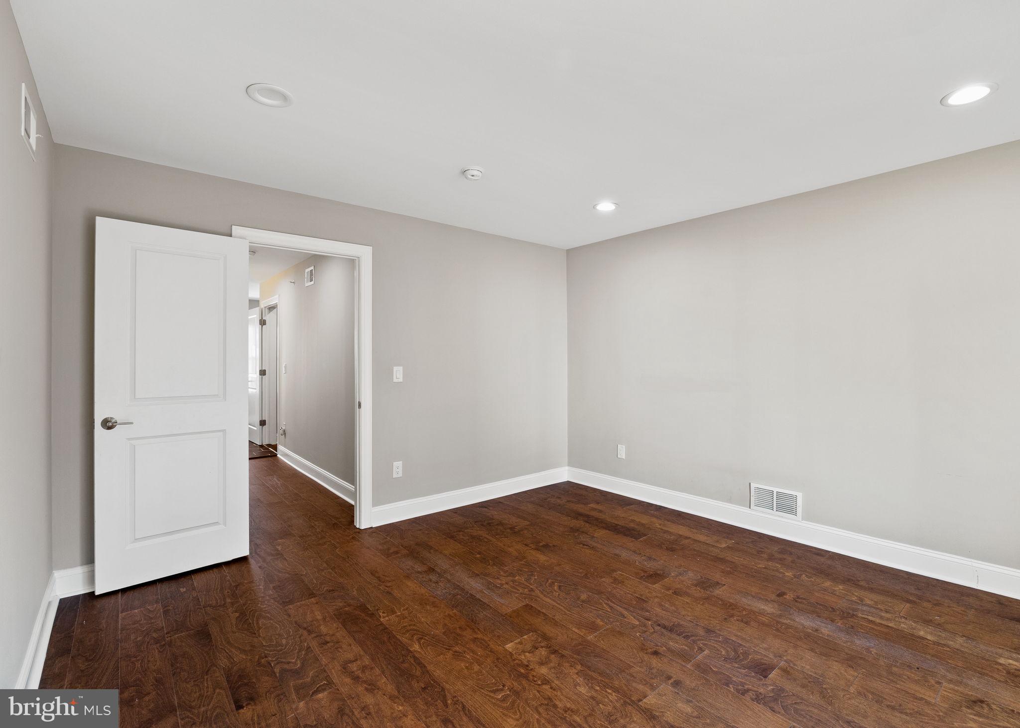 FRANCISVILLE - Residential