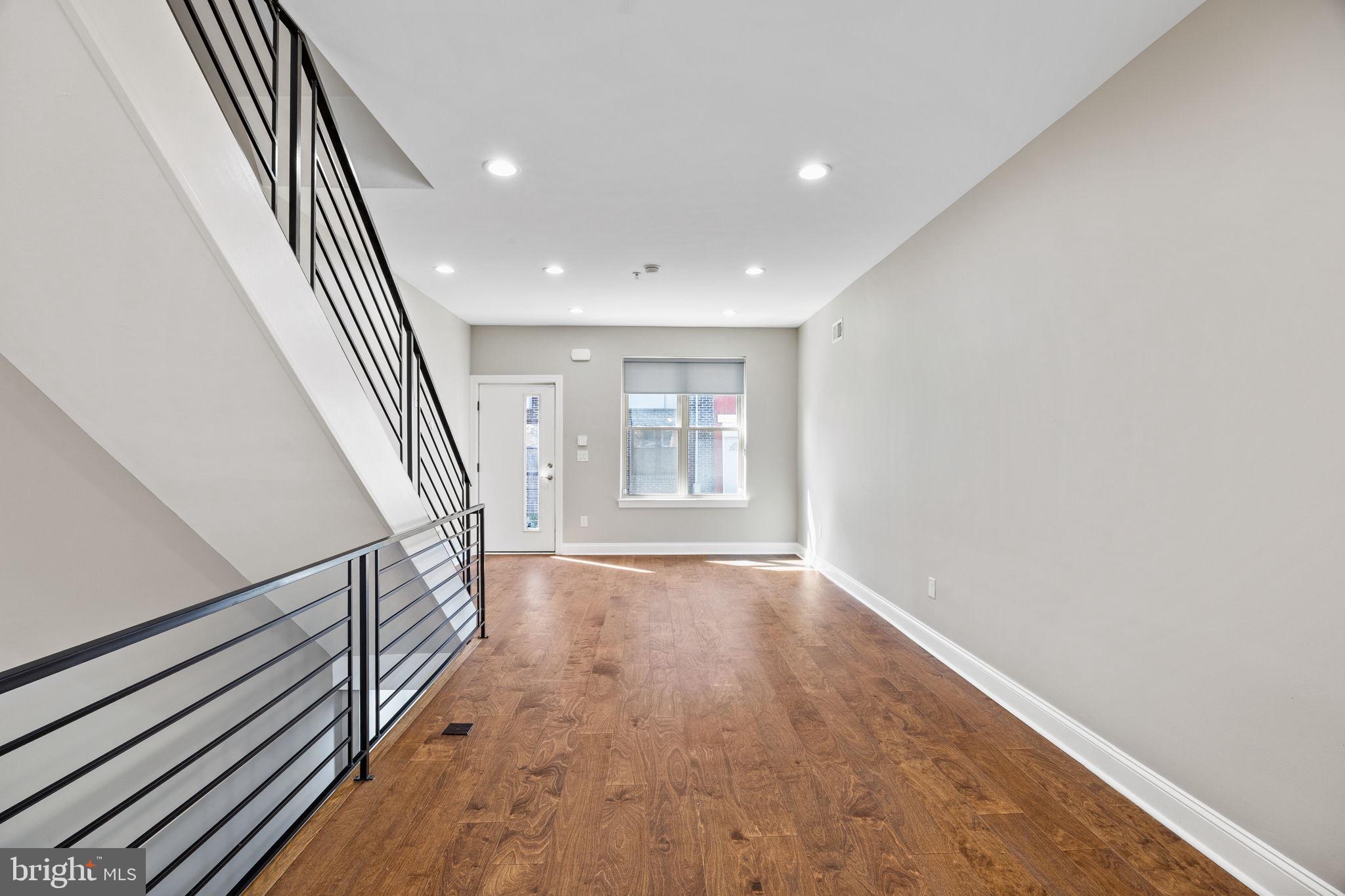 FRANCISVILLE - Residential