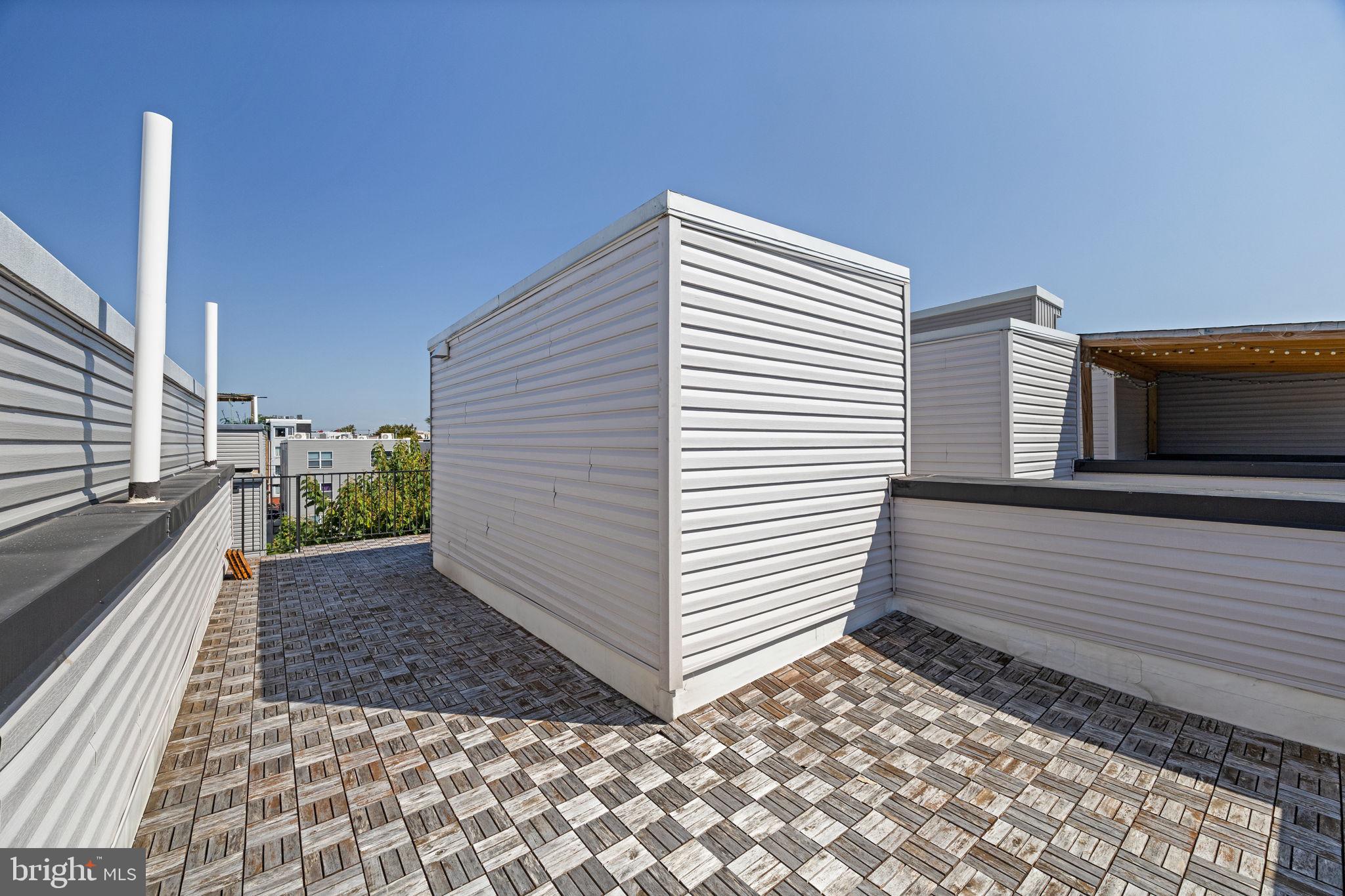 FRANCISVILLE - Residential