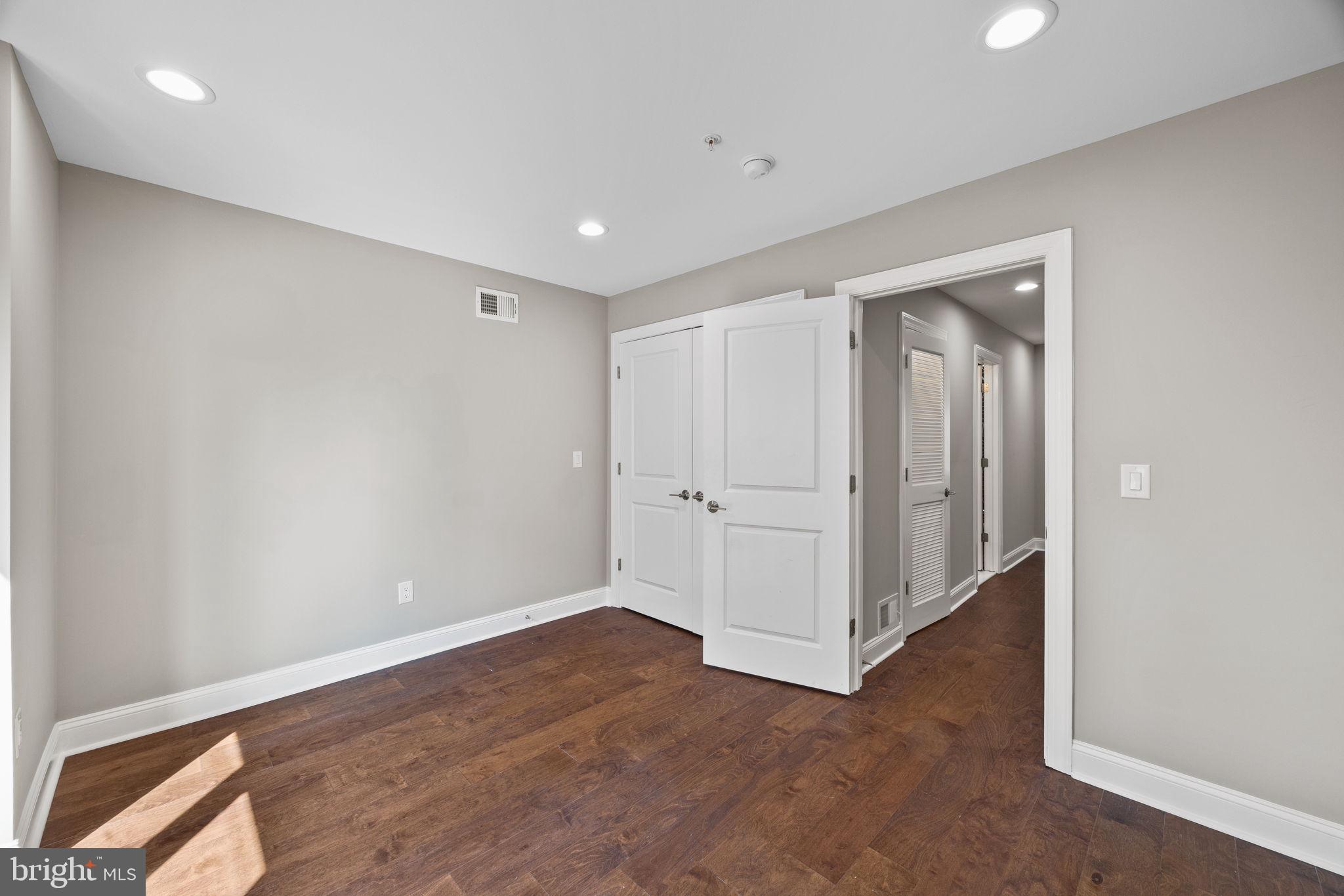 FRANCISVILLE - Residential