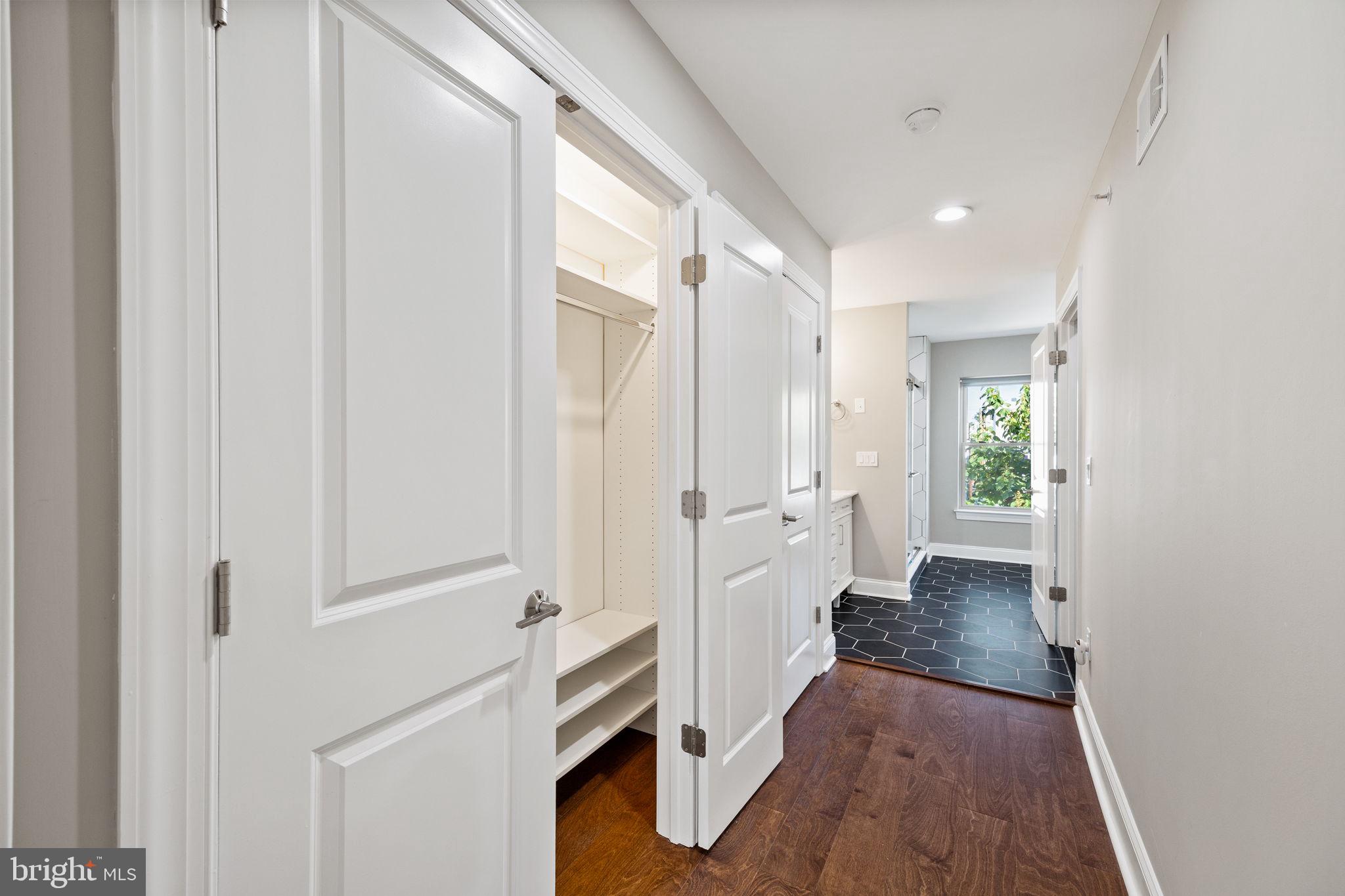 FRANCISVILLE - Residential