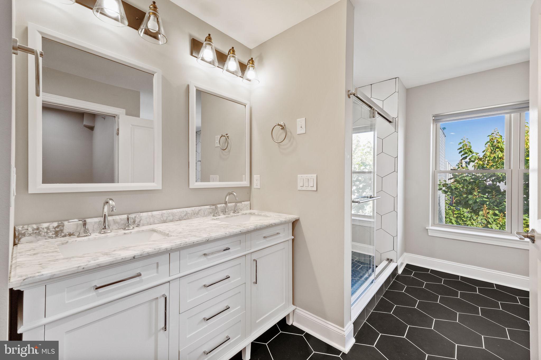 FRANCISVILLE - Residential