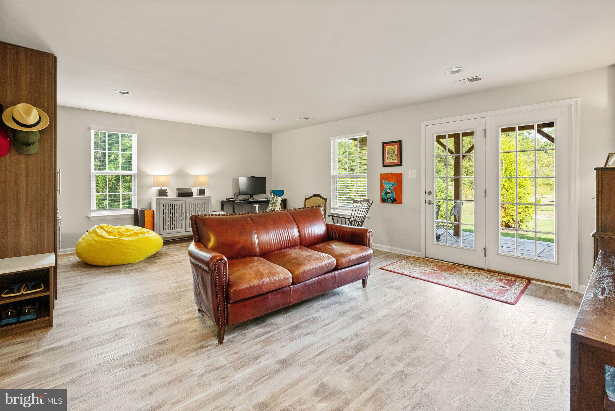 WENTWORTH GREEN - Residential Lease