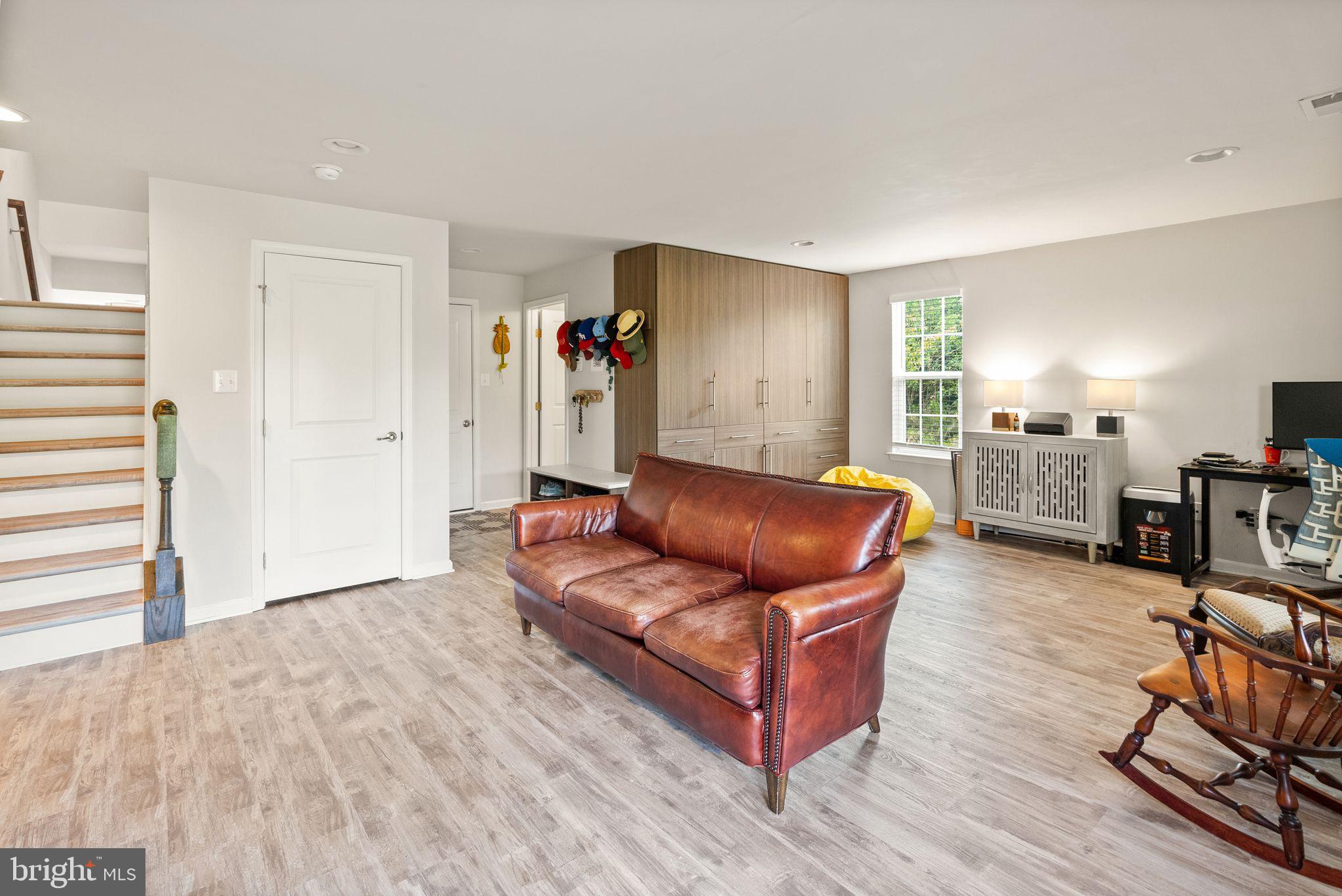 WENTWORTH GREEN - Residential Lease