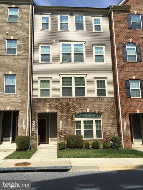Townhouse For Sale - 10062 Dorsey Lane #42<br/> LANHAM, MD 20706