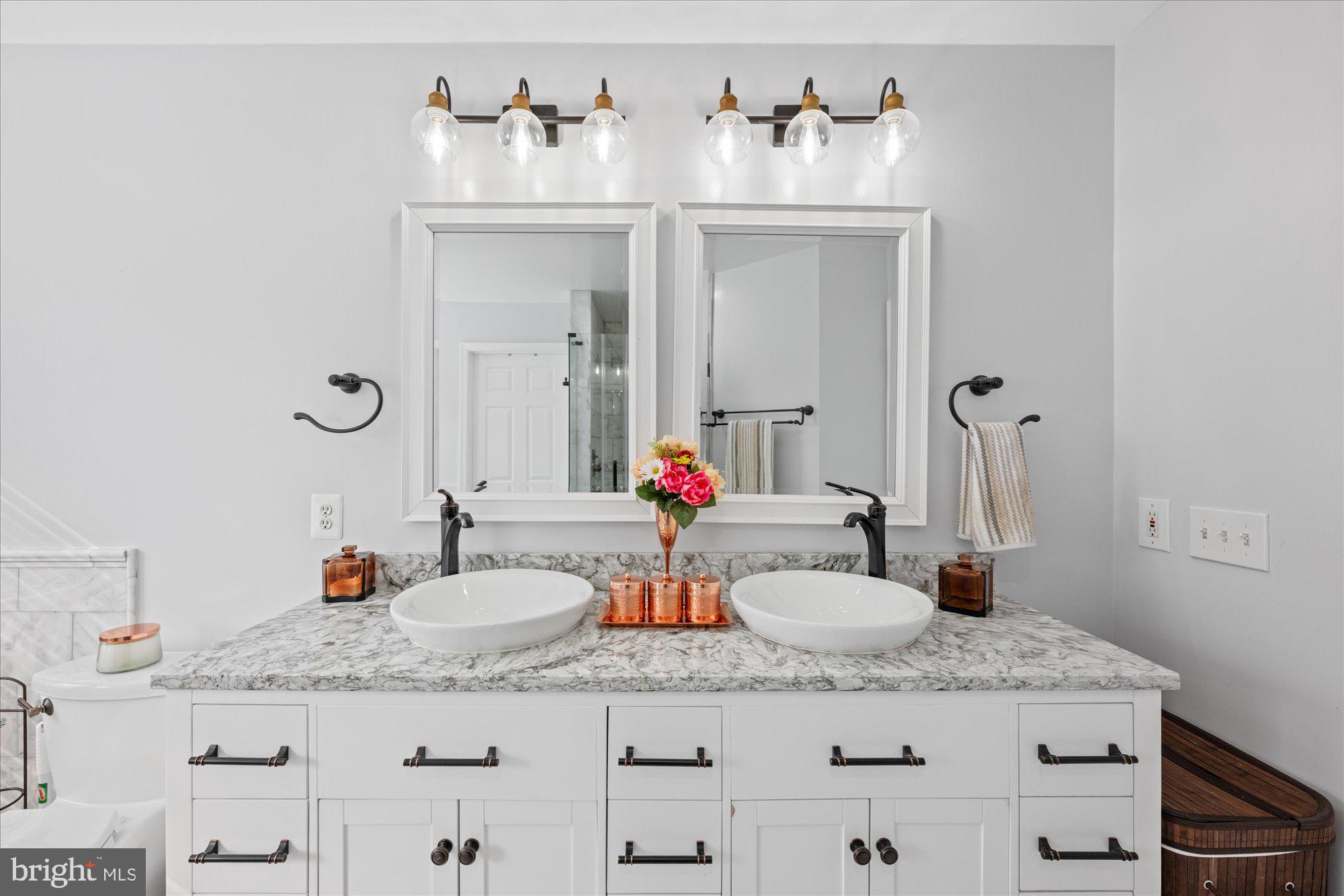 CAMERON STATION - Residential