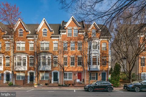 182 MARTIN LANE ALEXANDRIA VA 22304