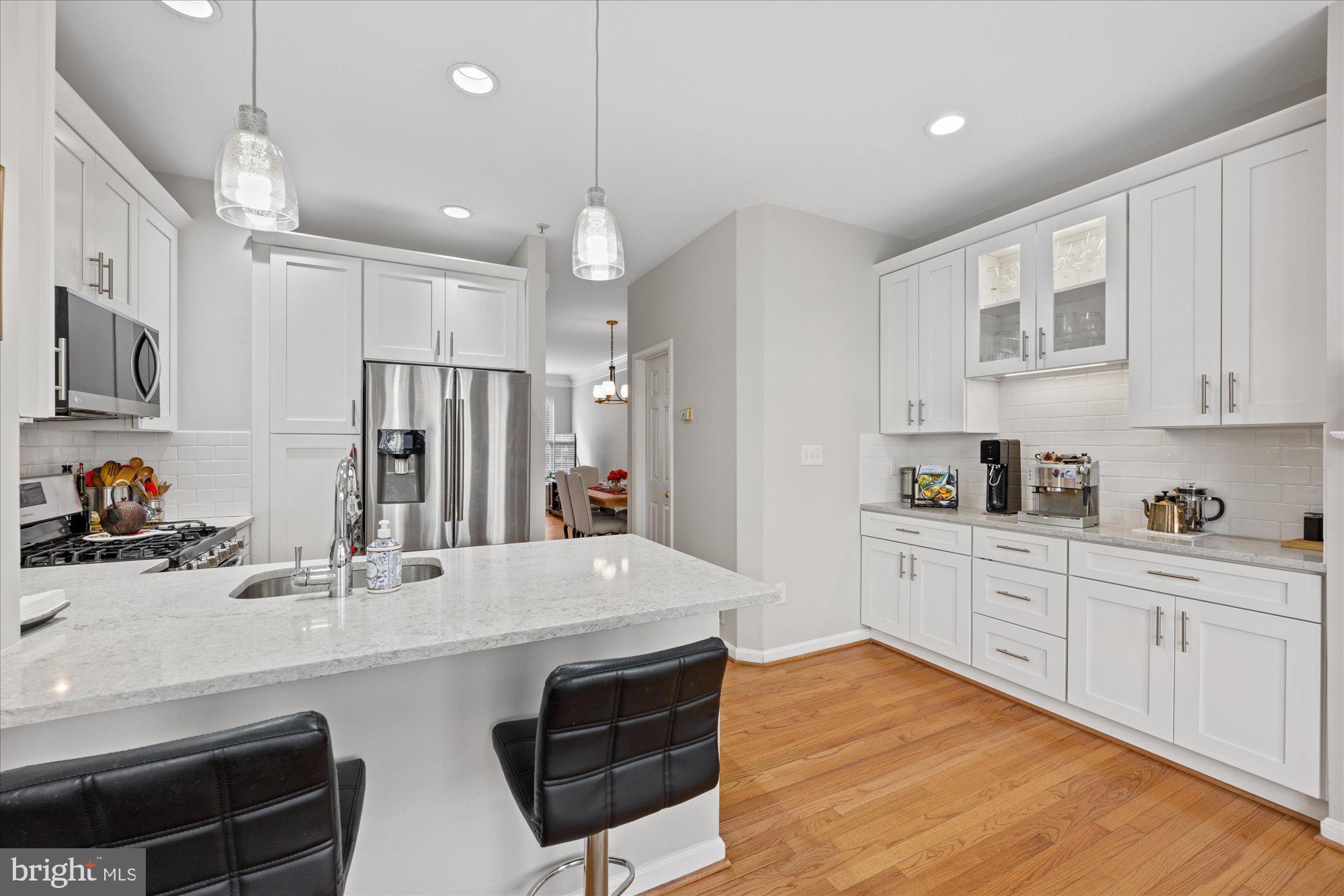 CAMERON STATION - Residential