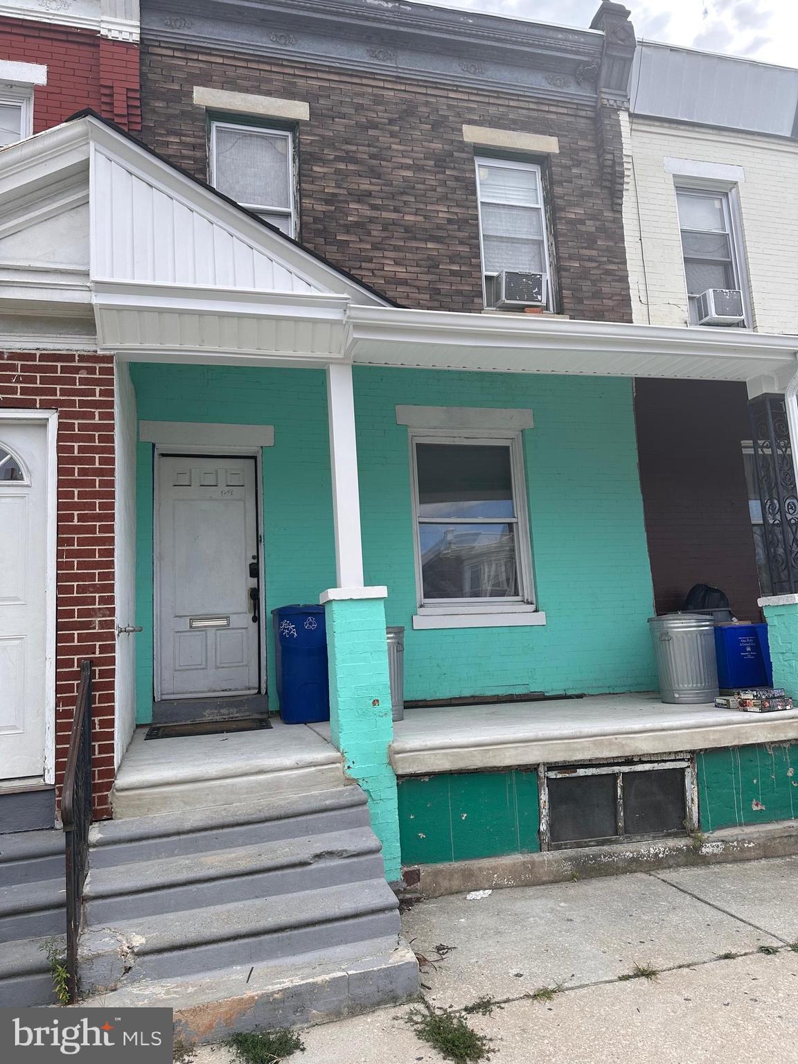 5458 SPRUCE STREET