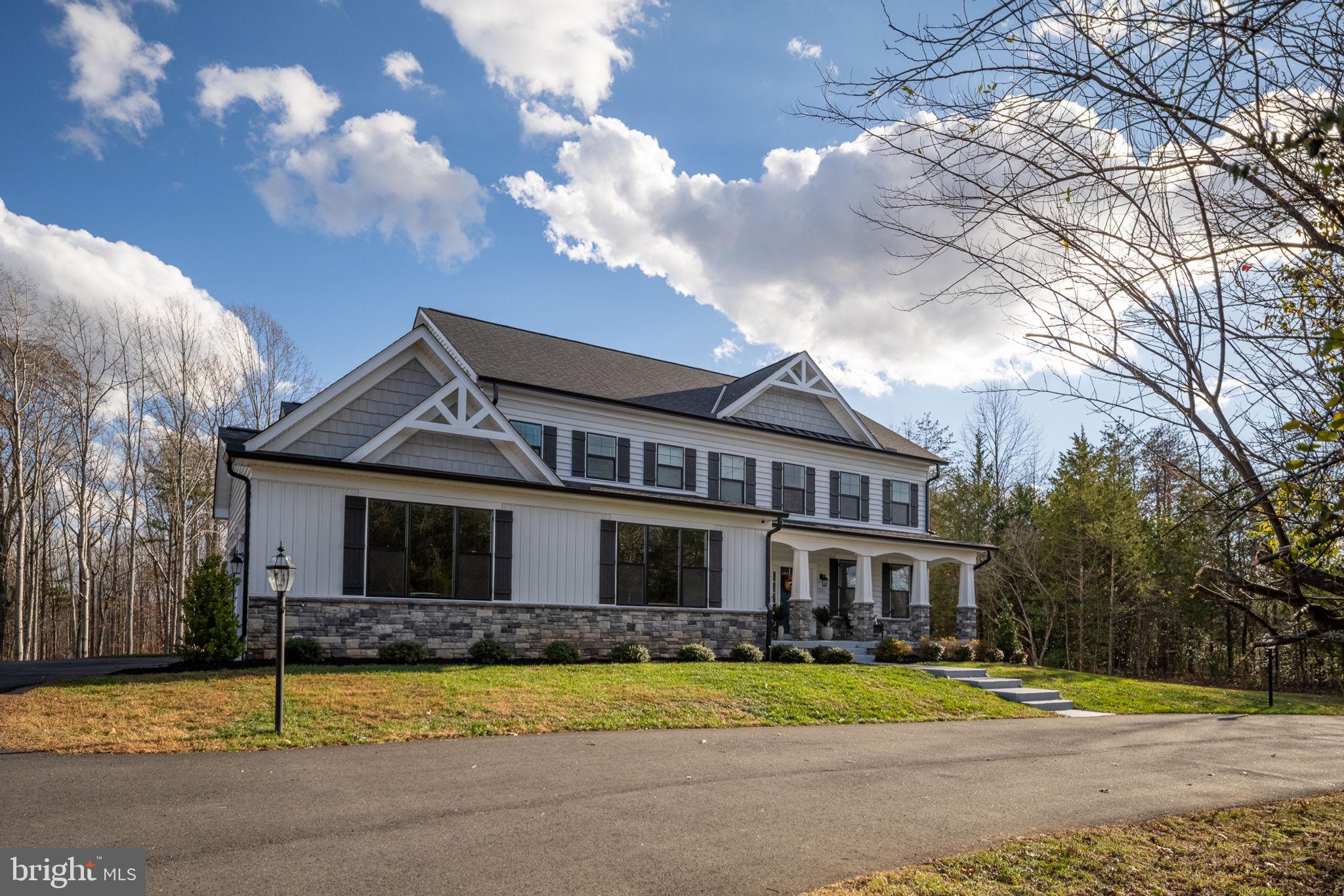 SULLIVAN ESTATES - Residential