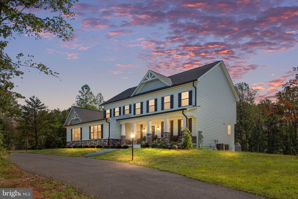 Photo of 301 Kingdom Drive, FREDERICKSBURG, VA 22406 (MLS # VAST2044390)
