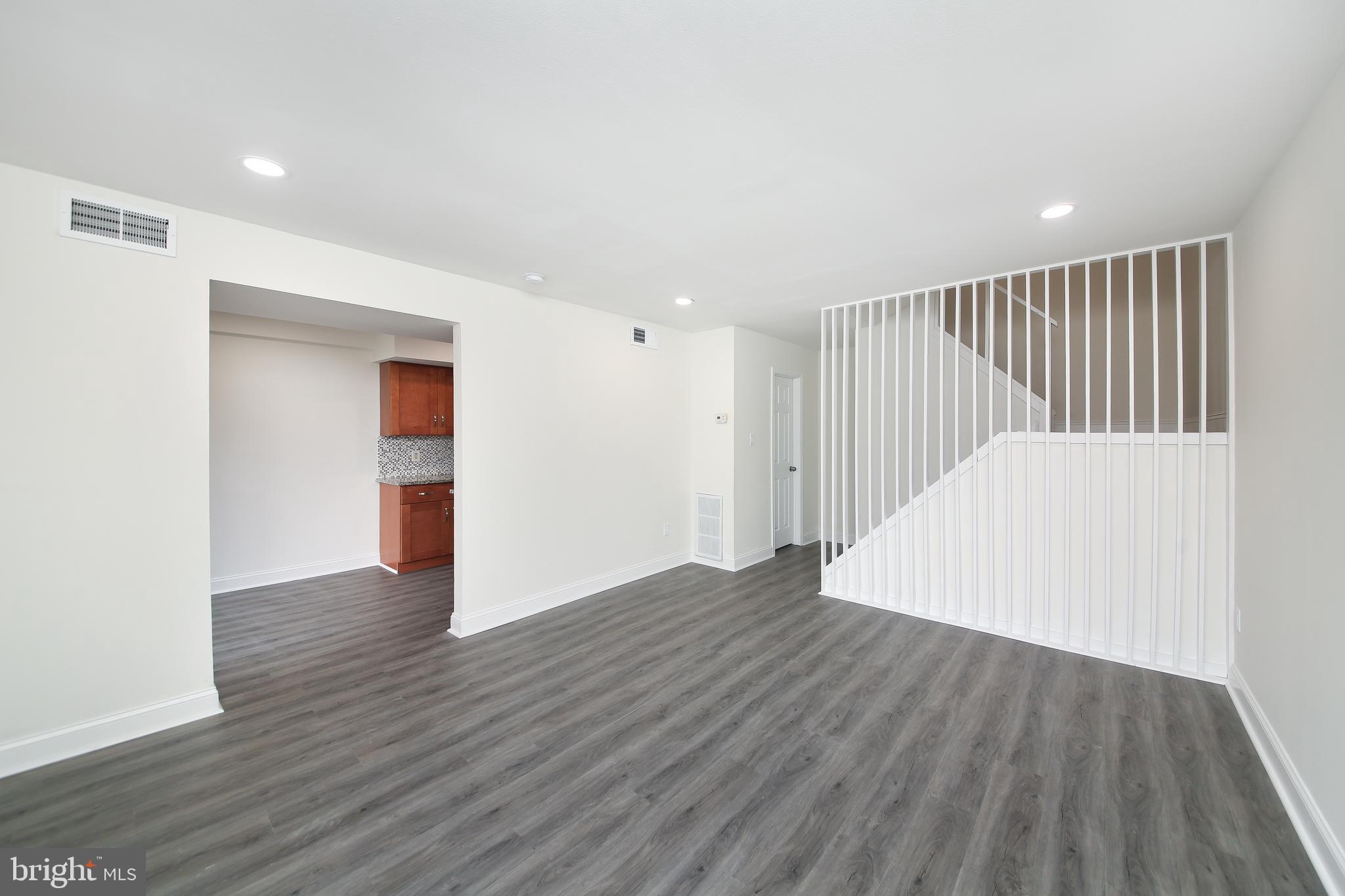 YORKTOWN - Residential Lease