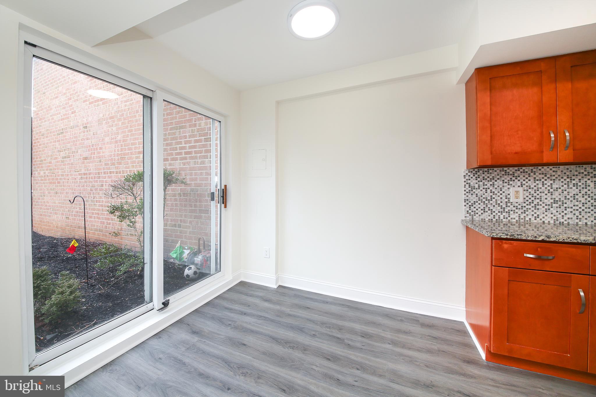 YORKTOWN - Residential Lease