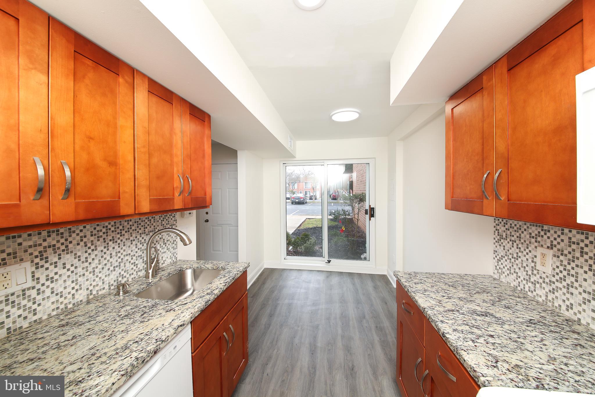 YORKTOWN - Residential Lease