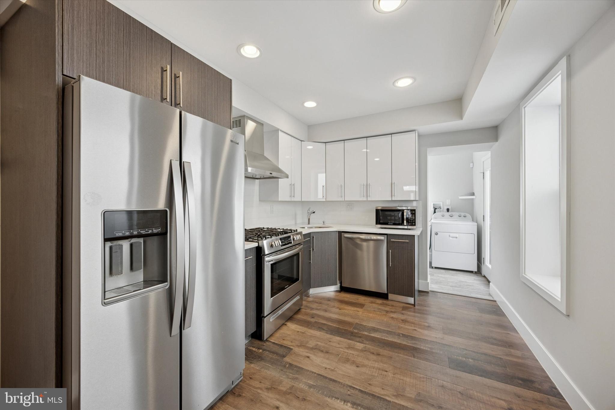 POINT BREEZE - Residential Lease