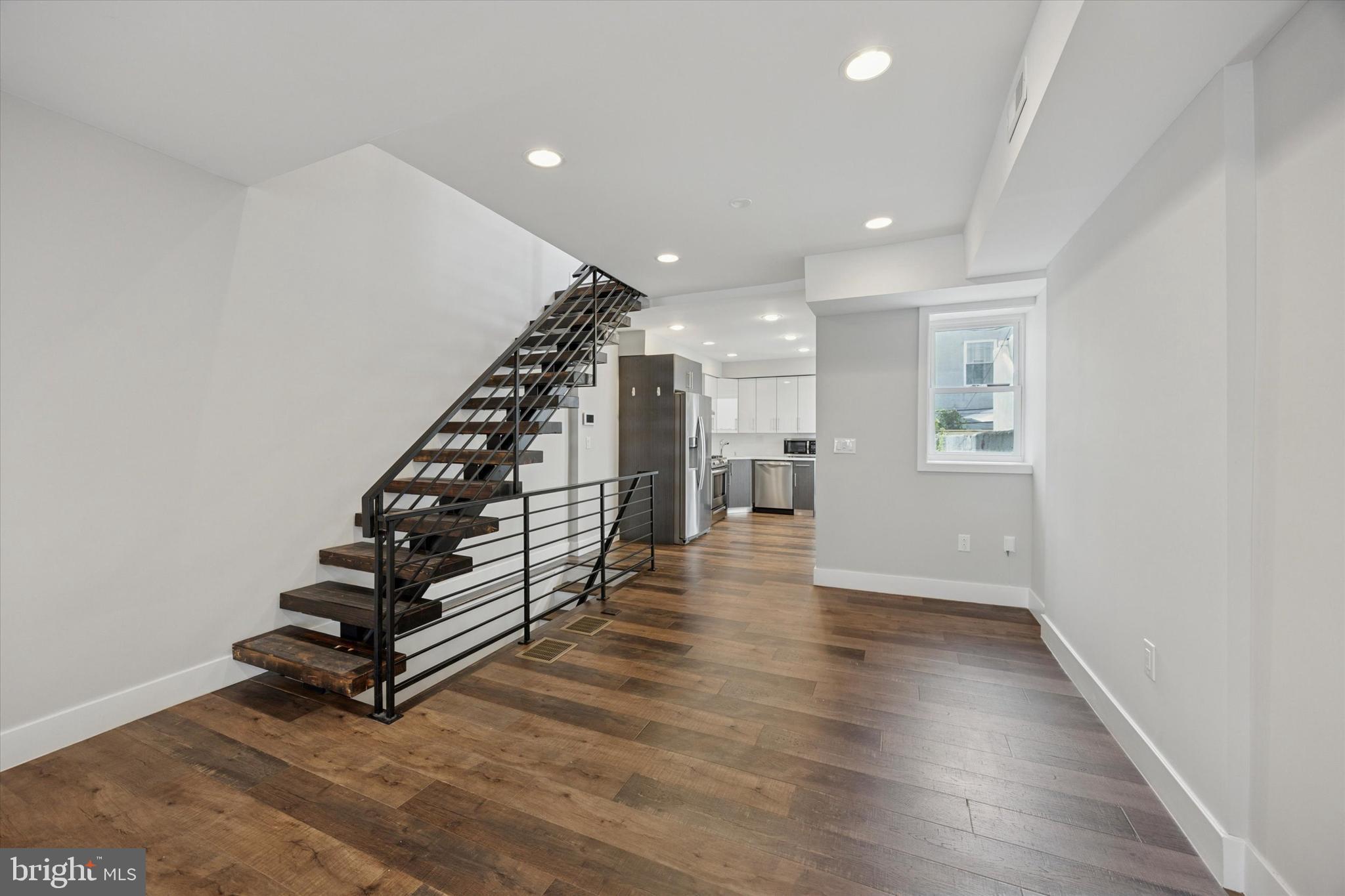 POINT BREEZE - Residential Lease