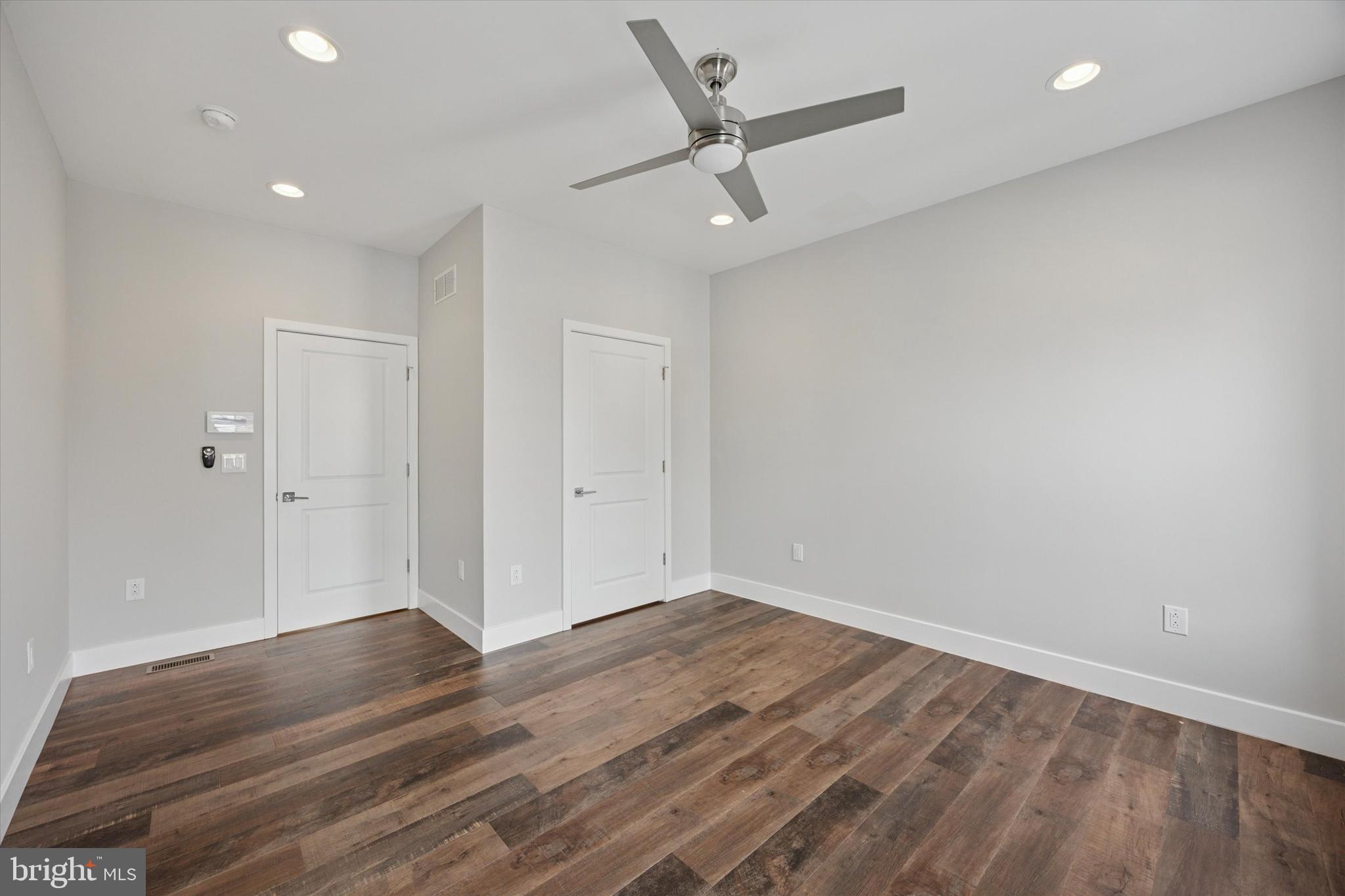 POINT BREEZE - Residential Lease