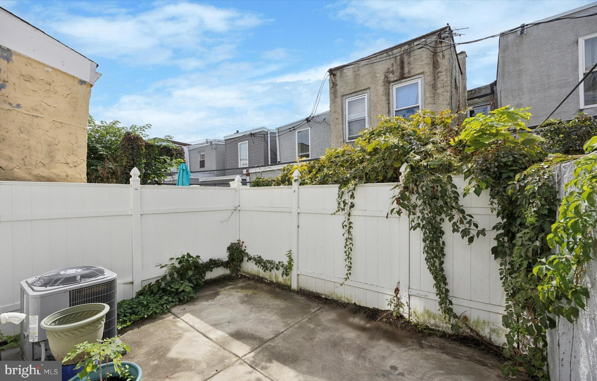 POINT BREEZE - Residential Lease