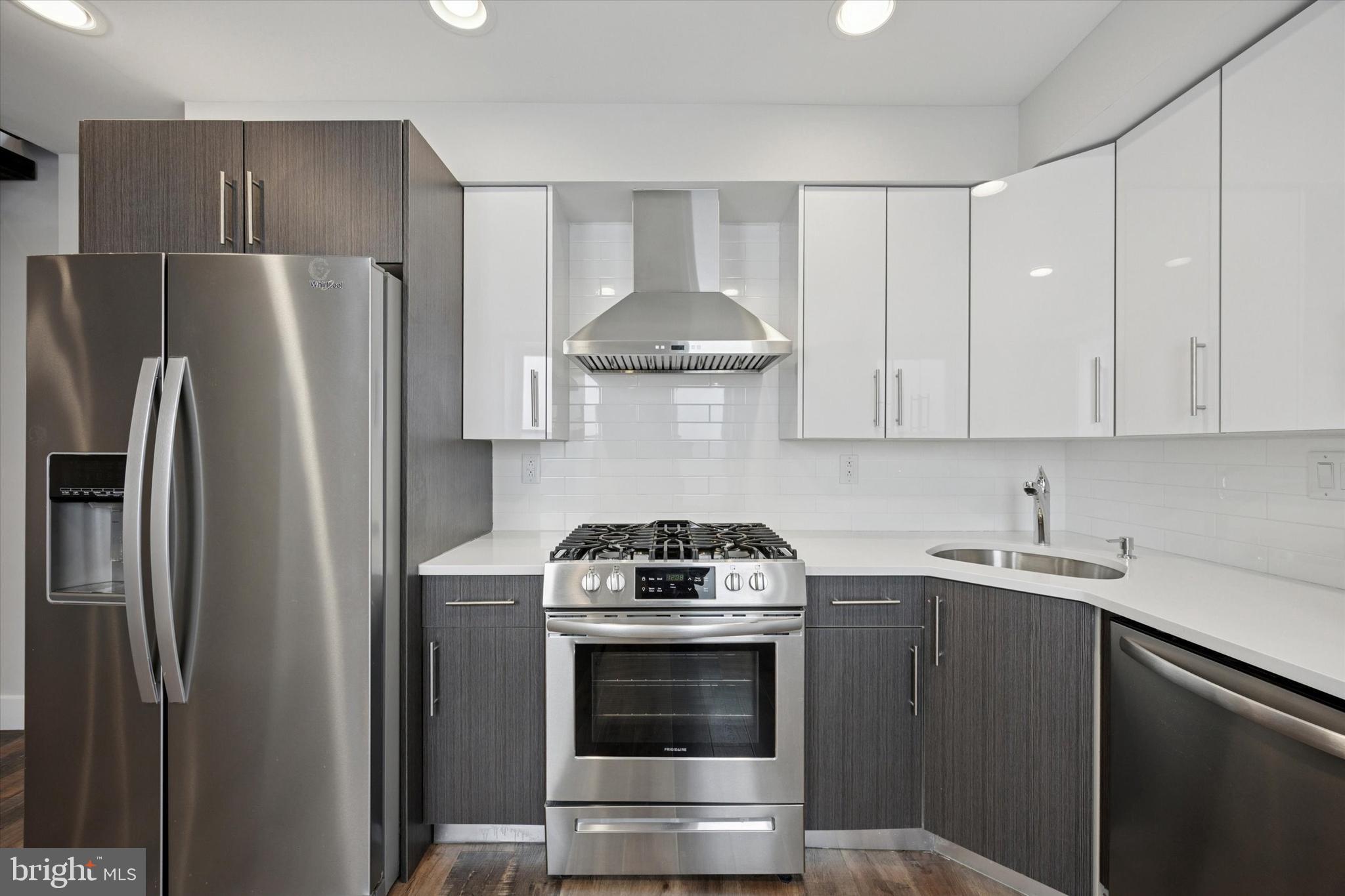 POINT BREEZE - Residential Lease