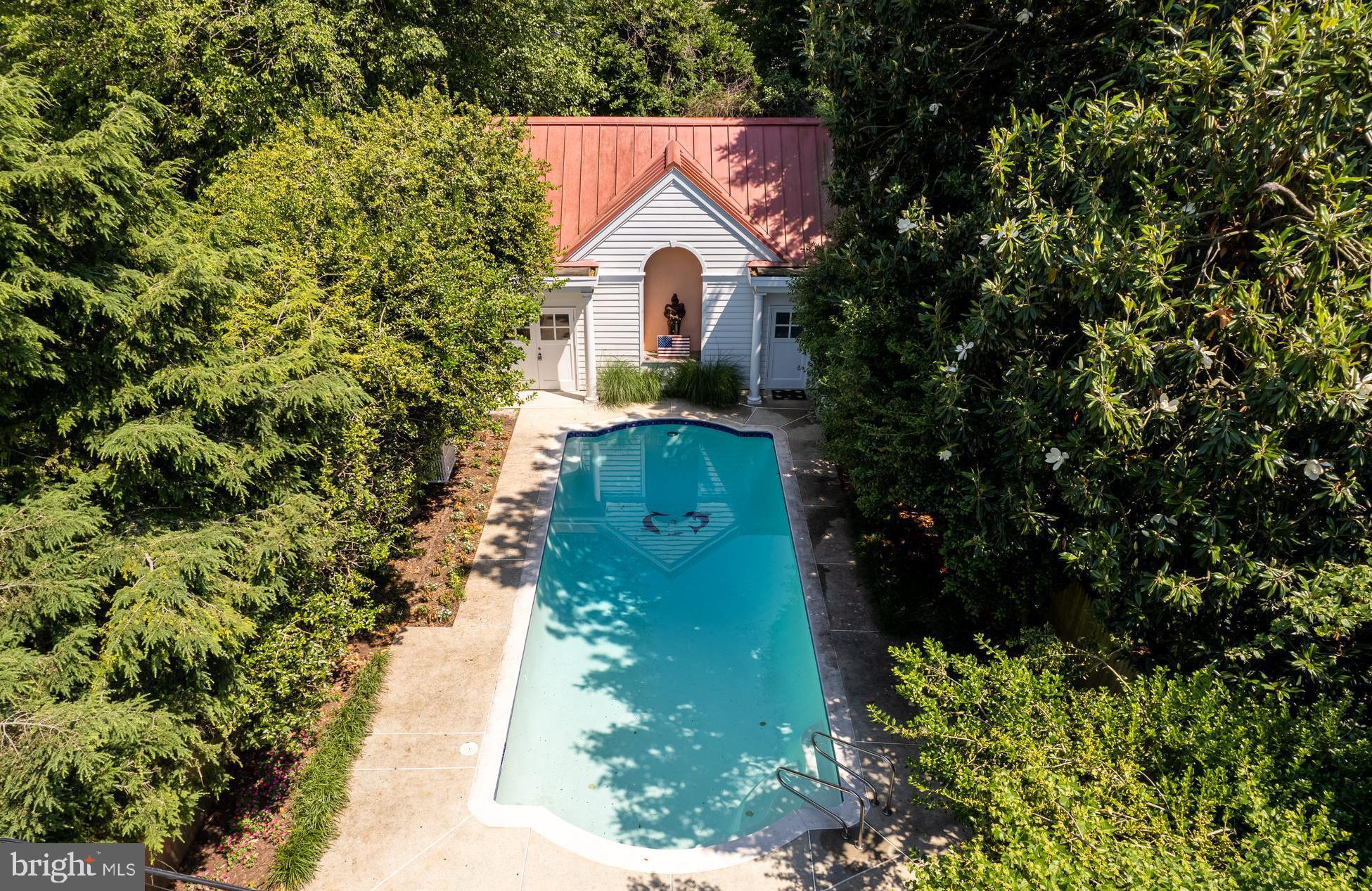 HISTORIC DISTRICT - Residential