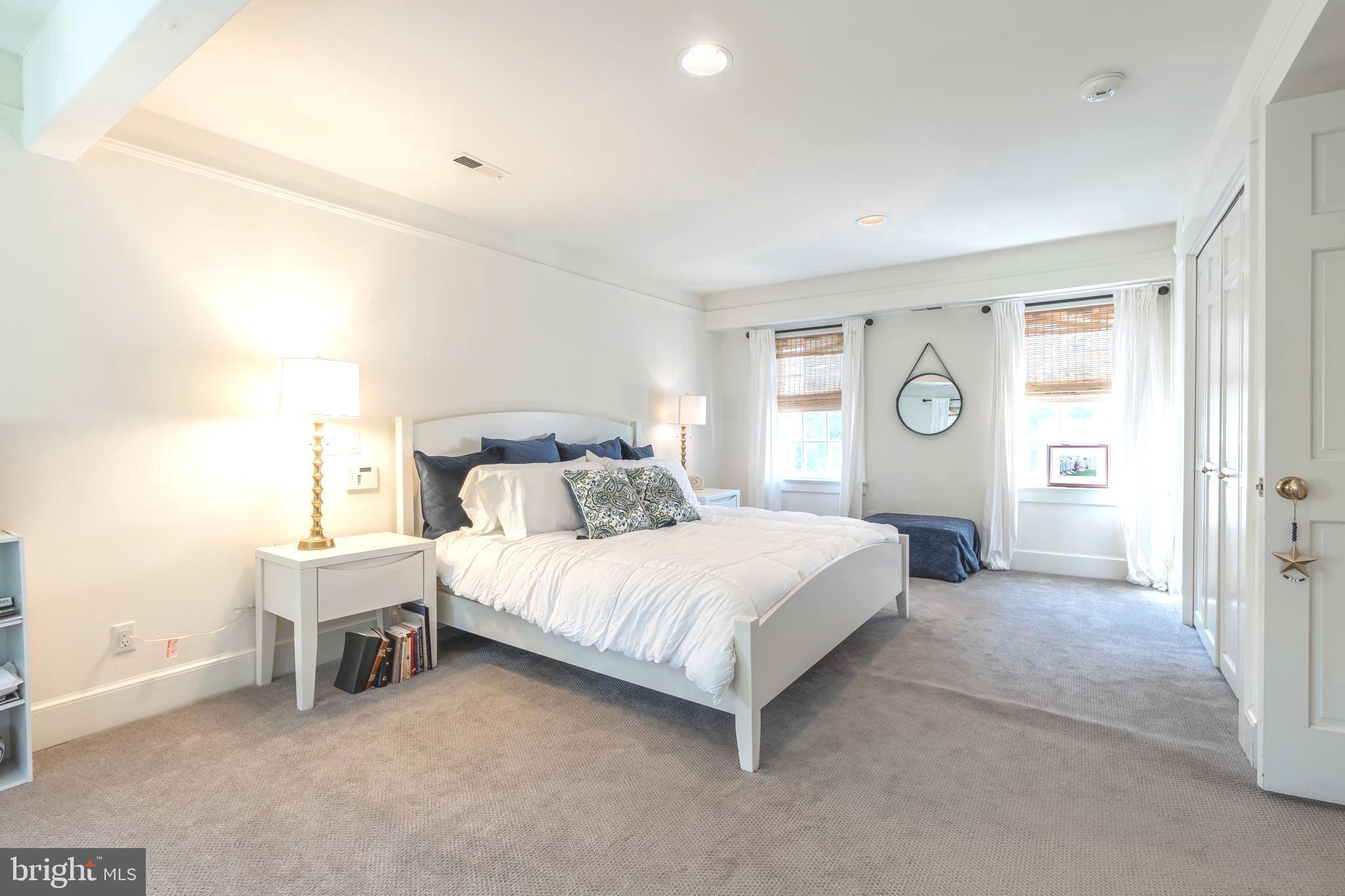 HISTORIC DISTRICT - Residential